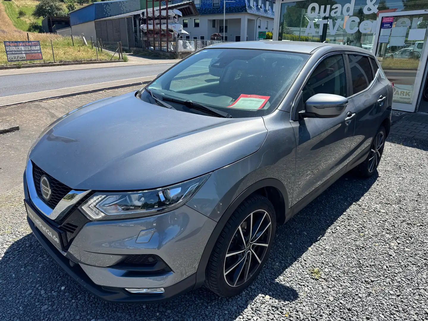 Nissan Qashqai 1.2 DIG-T Acenta 4x2 1.2 DIG-T EU6 Acenta 4x2 Grau - 1