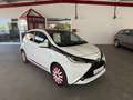 Toyota Aygo Weiß - thumbnail 1