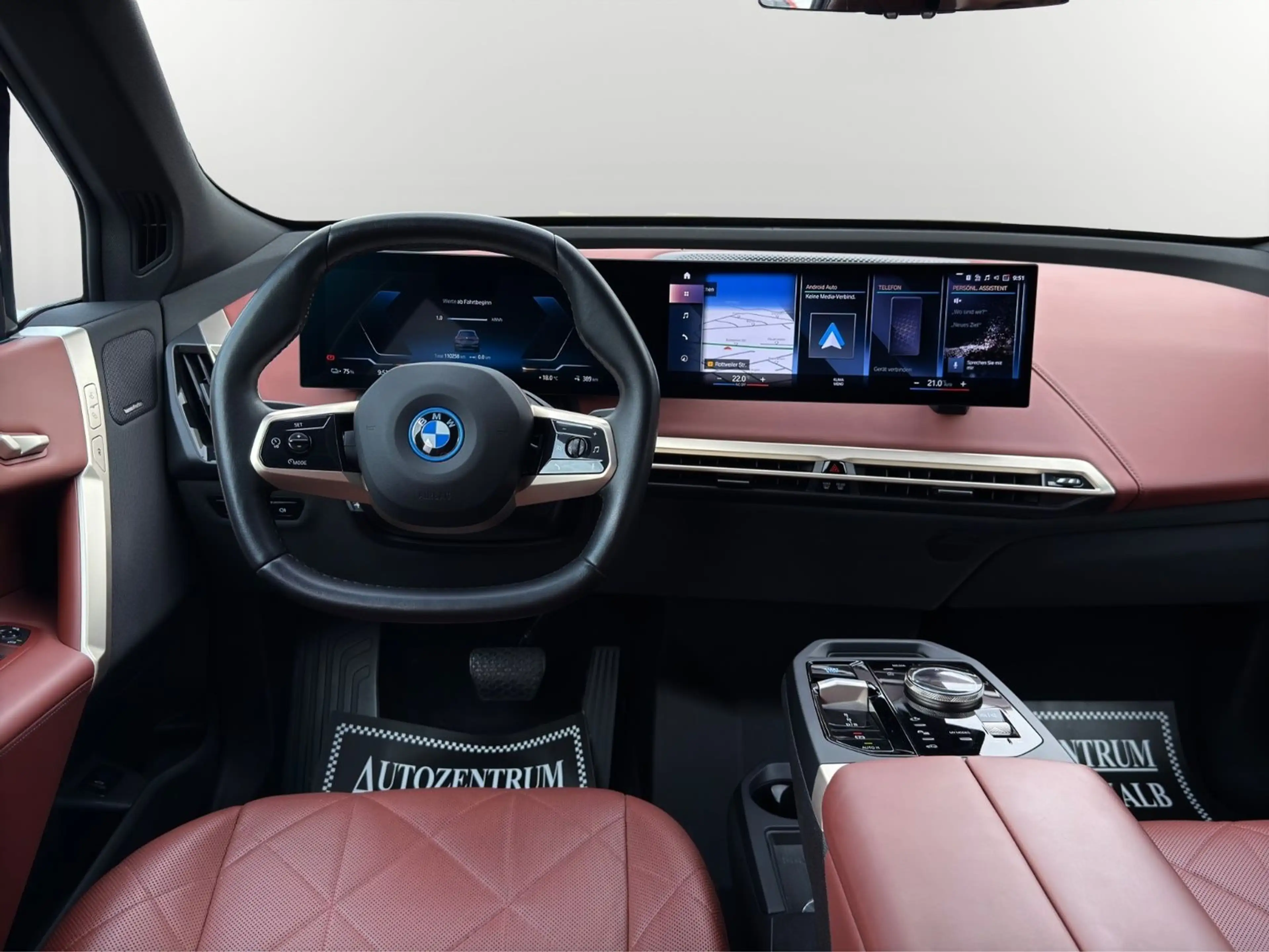 BMW iX 50 Sport *1.HAND*AHK*SUITE*MASSAGE*LASER*H&K* — photo 13