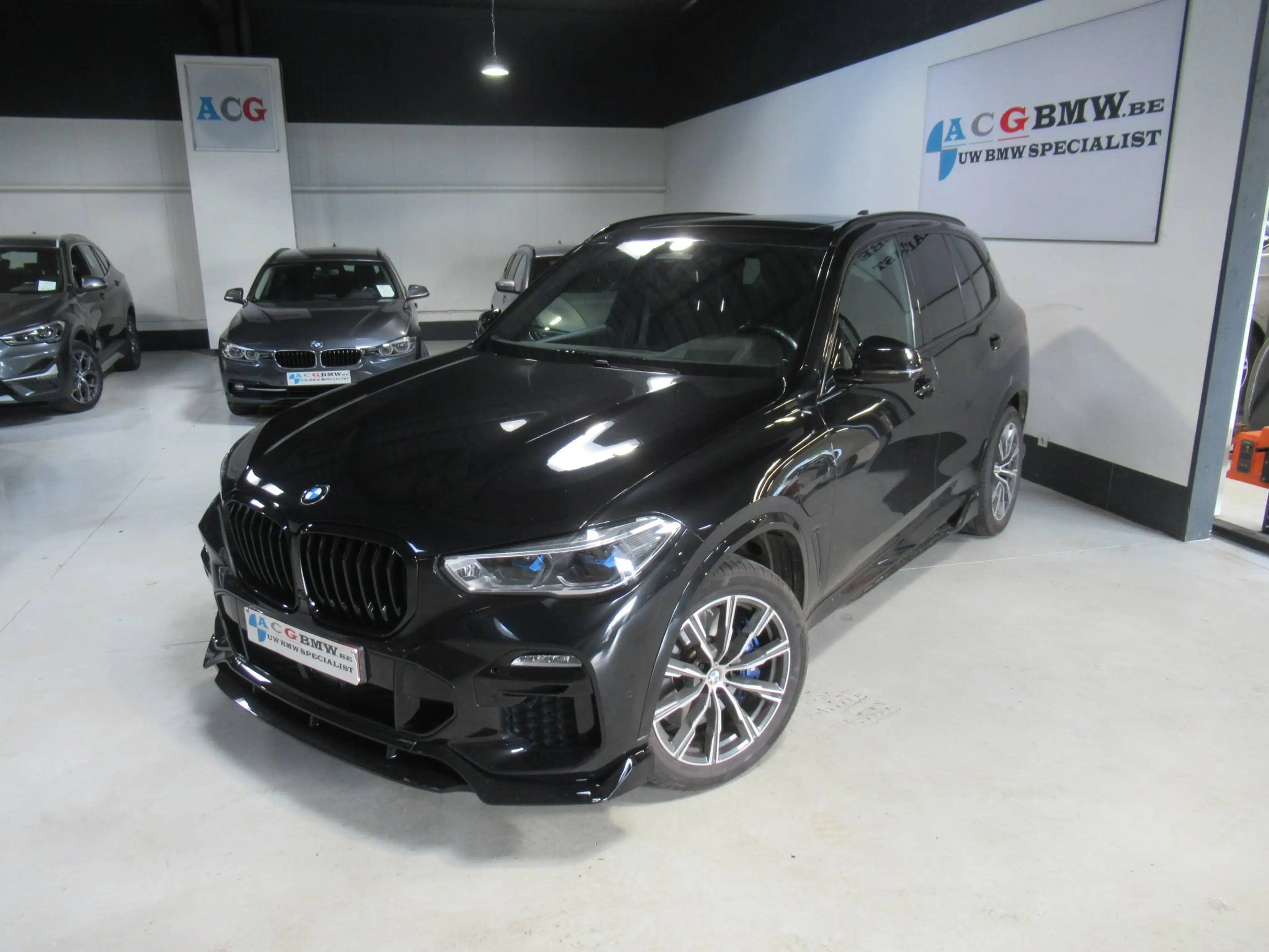 BMW X5 Super onderhouden BMW X5 45e Hybride M Sport Laser Pano Trekhaak Super uitrusting Comfort — photo 3