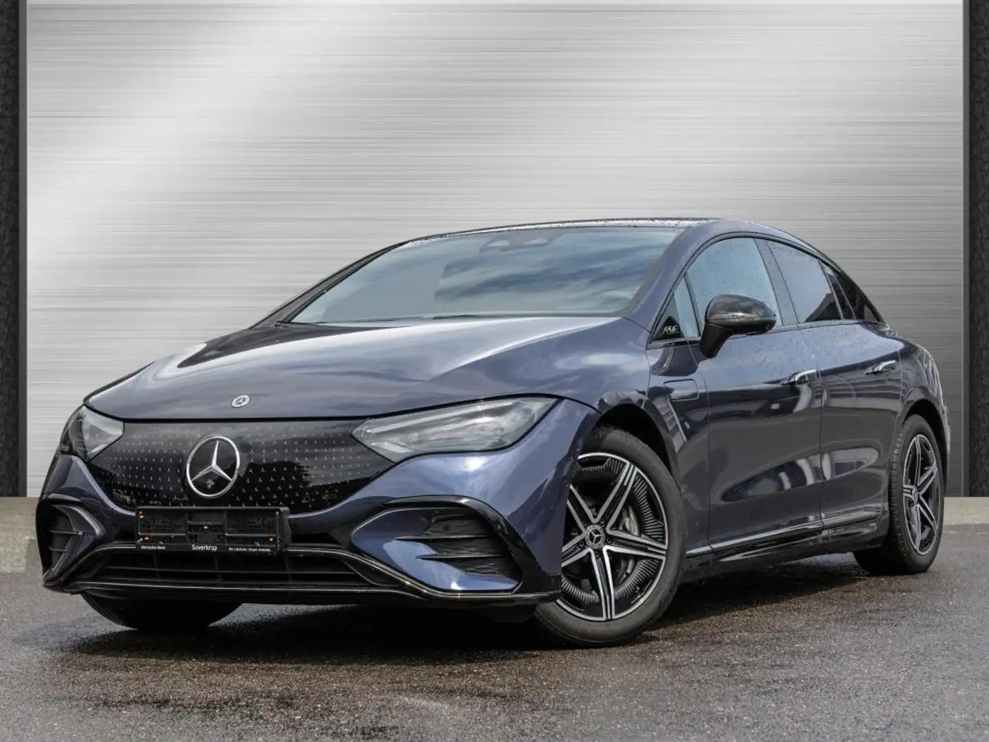 Mercedes-Benz EQE 300 , BURM AMG PREMIUM NIGHT DISTR SPUR 360 Blau - 2