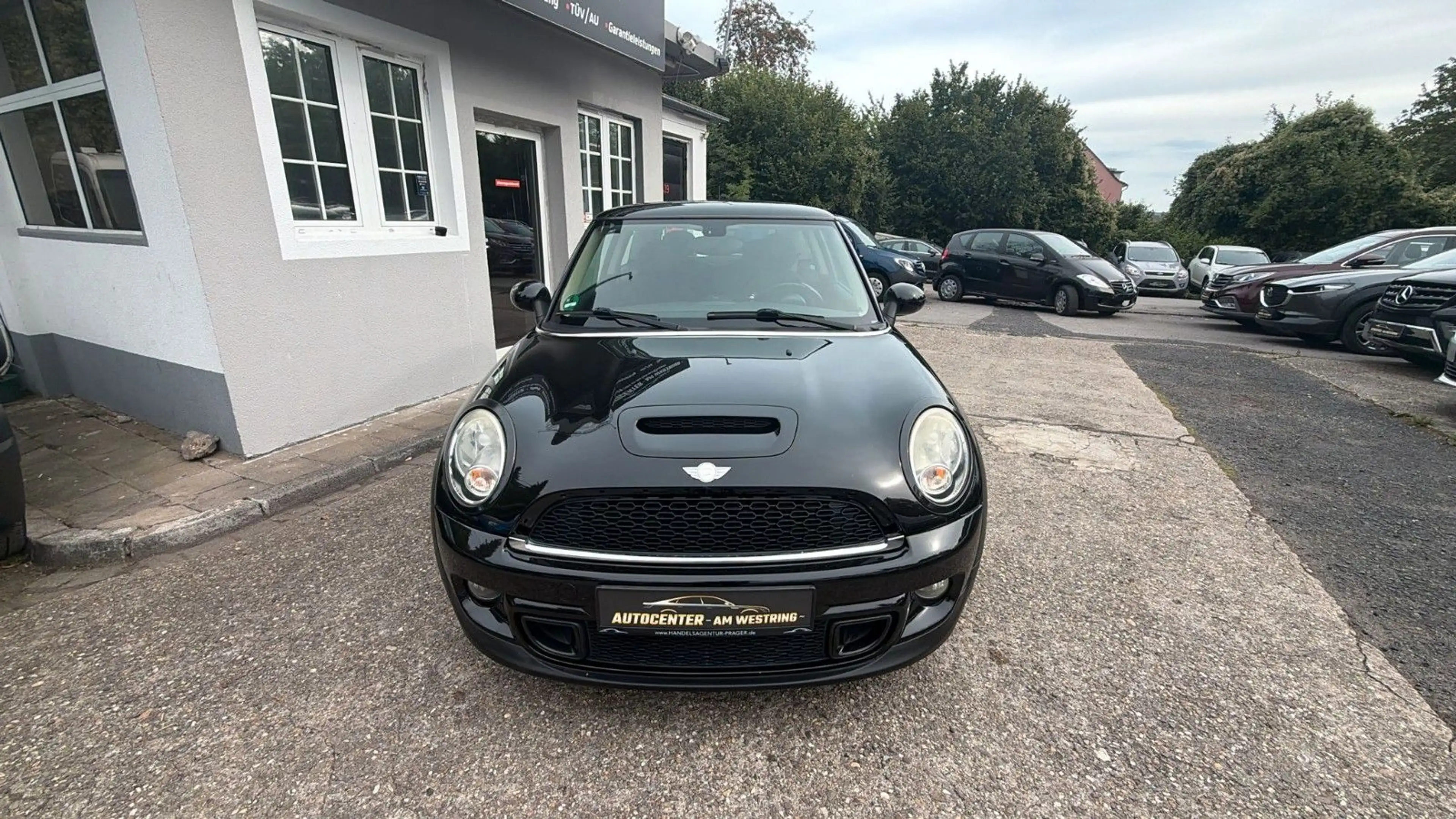 MINI Cooper S Mini Cooper S — photo 2