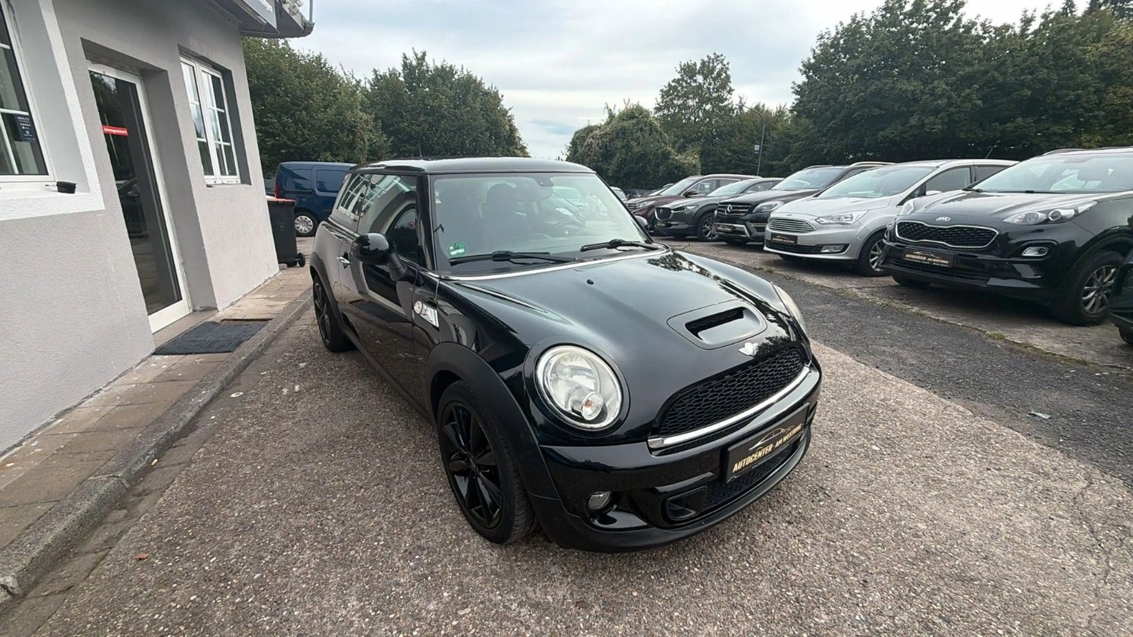 MINI Cooper S Mini Cooper S — photo 3