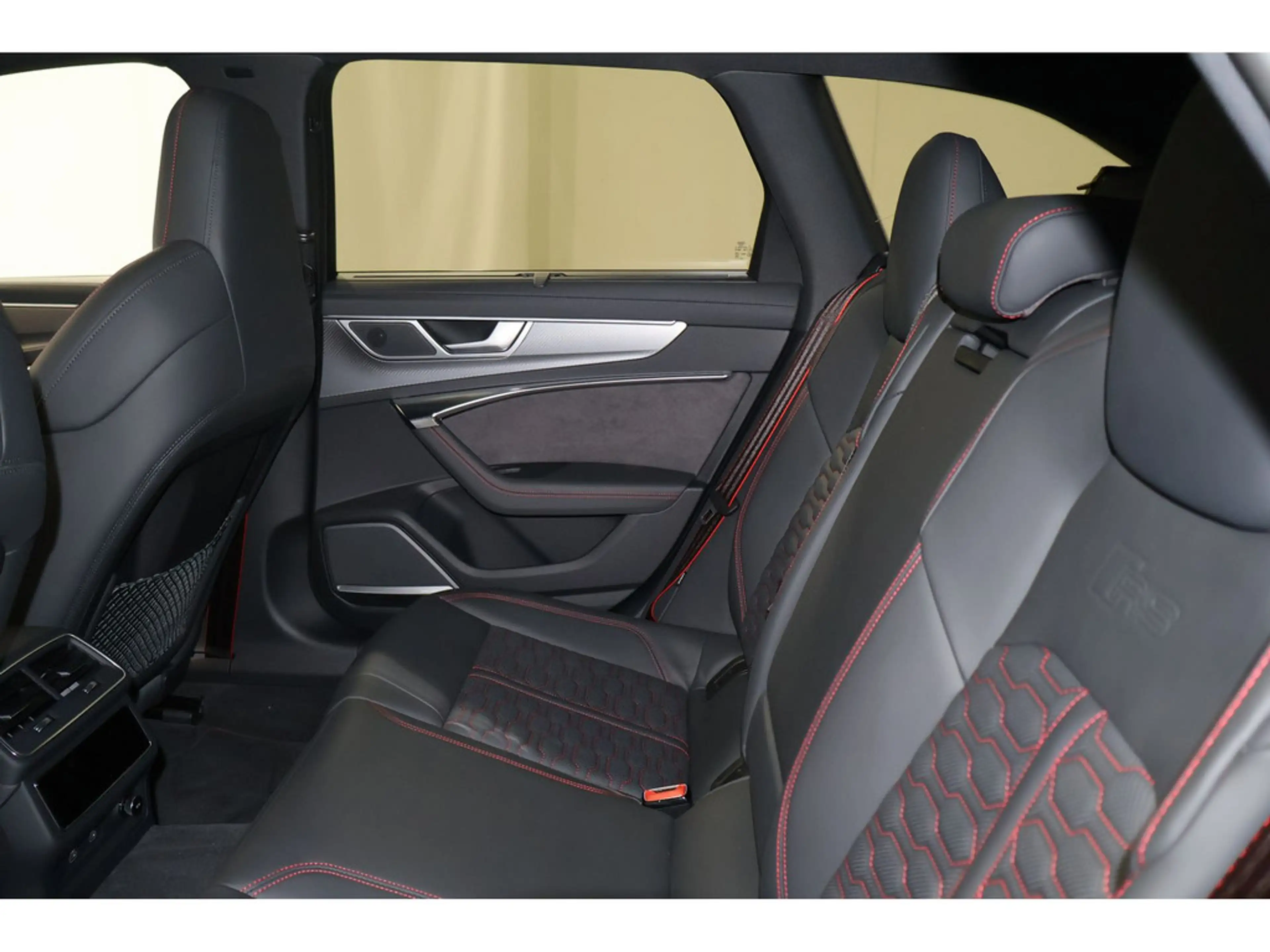 Audi RS6 Avant 4.0 TFSI quattro B&O*Pano*Matrix * — photo 13