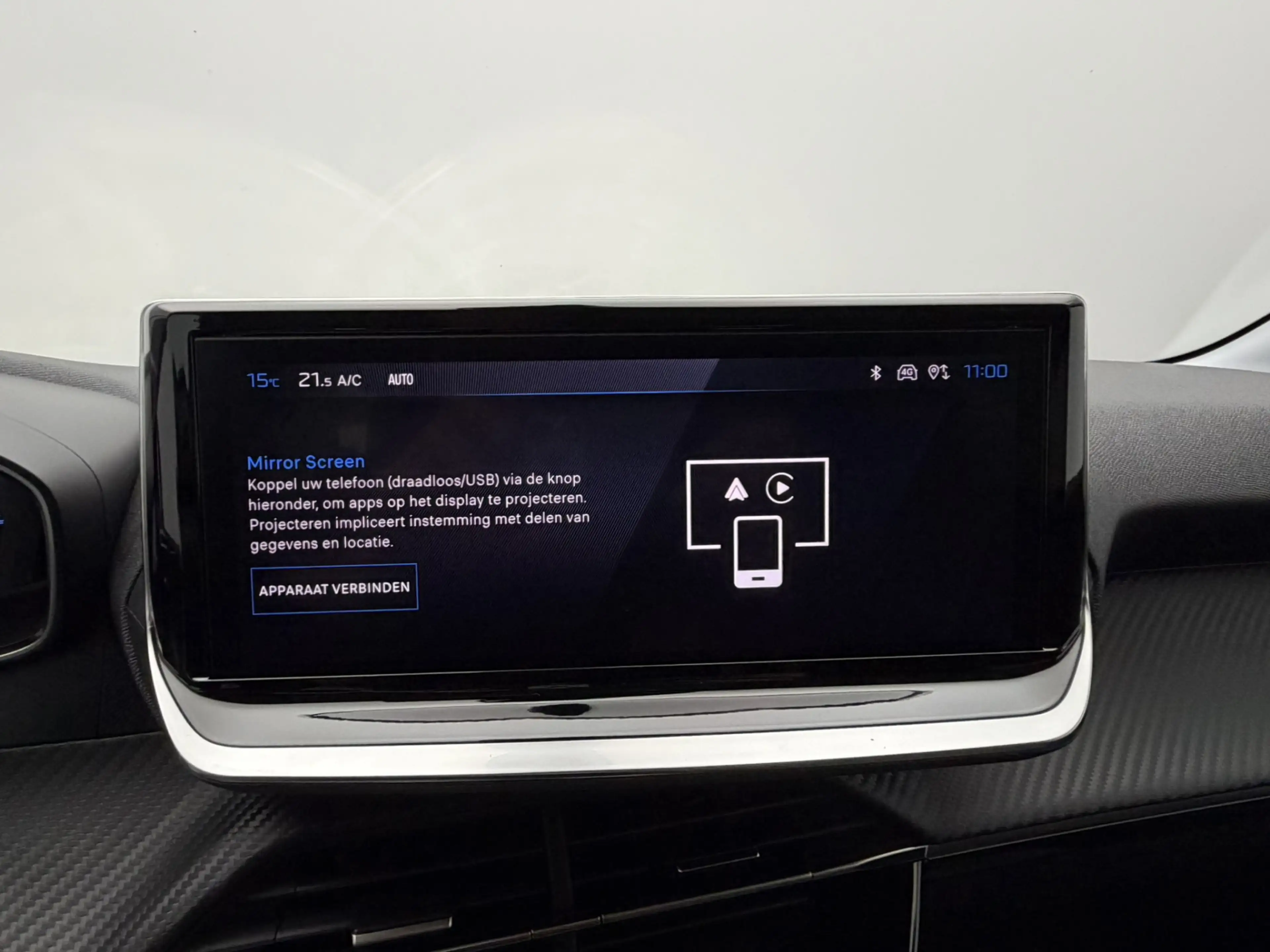 Peugeot 208 1.2 Hybrid 110 e-DCS6 Allure | 360° Camera | Full- — photo 14