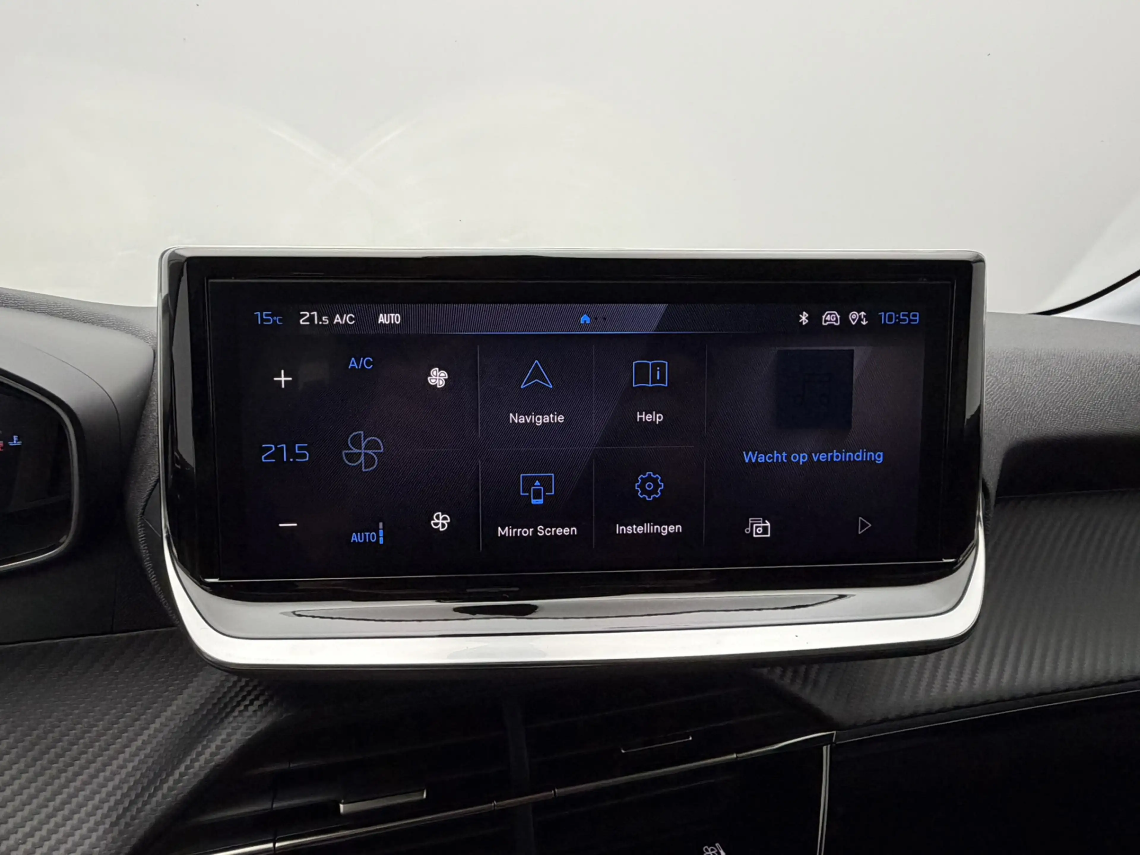 Peugeot 208 1.2 Hybrid 110 e-DCS6 Allure | 360° Camera | Full- — photo 11