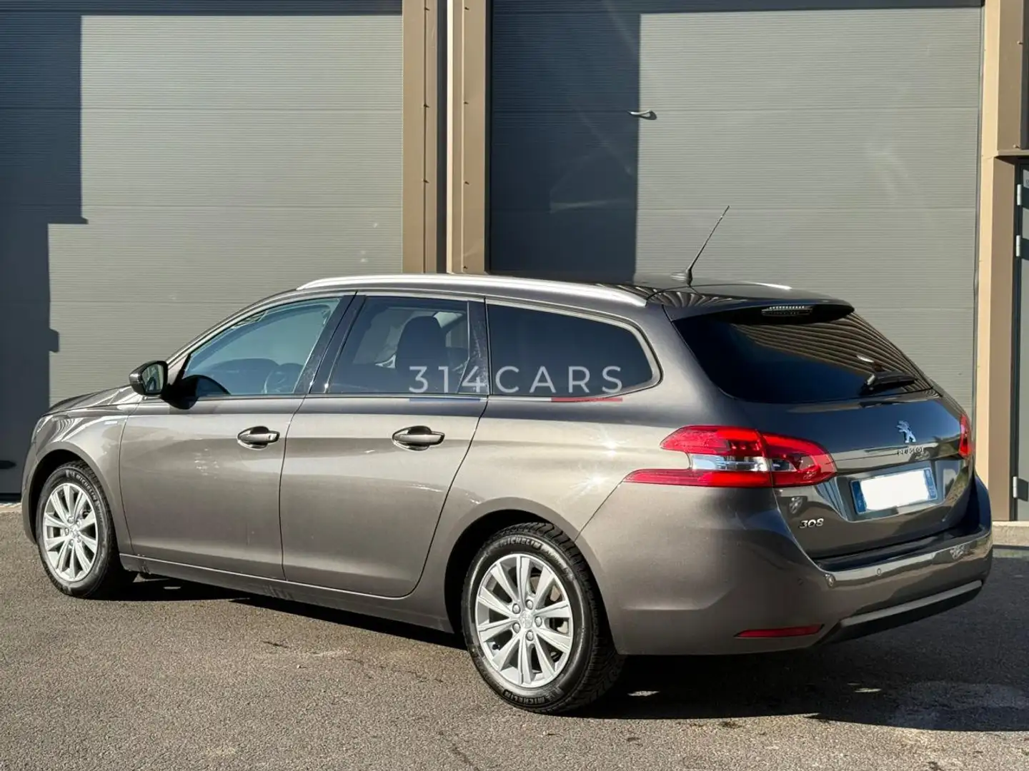 Peugeot 308 SW 1.5 BlueHDi S\u0026S - 130 - BV EAT8  II SW BRE Gris - 2