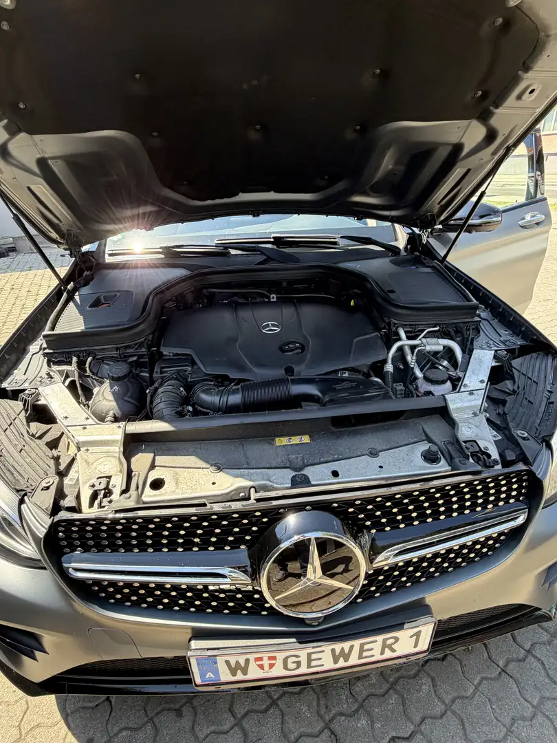 Mercedes-Benz GLC 250 d Coupé 4MATIC Aut. - 2