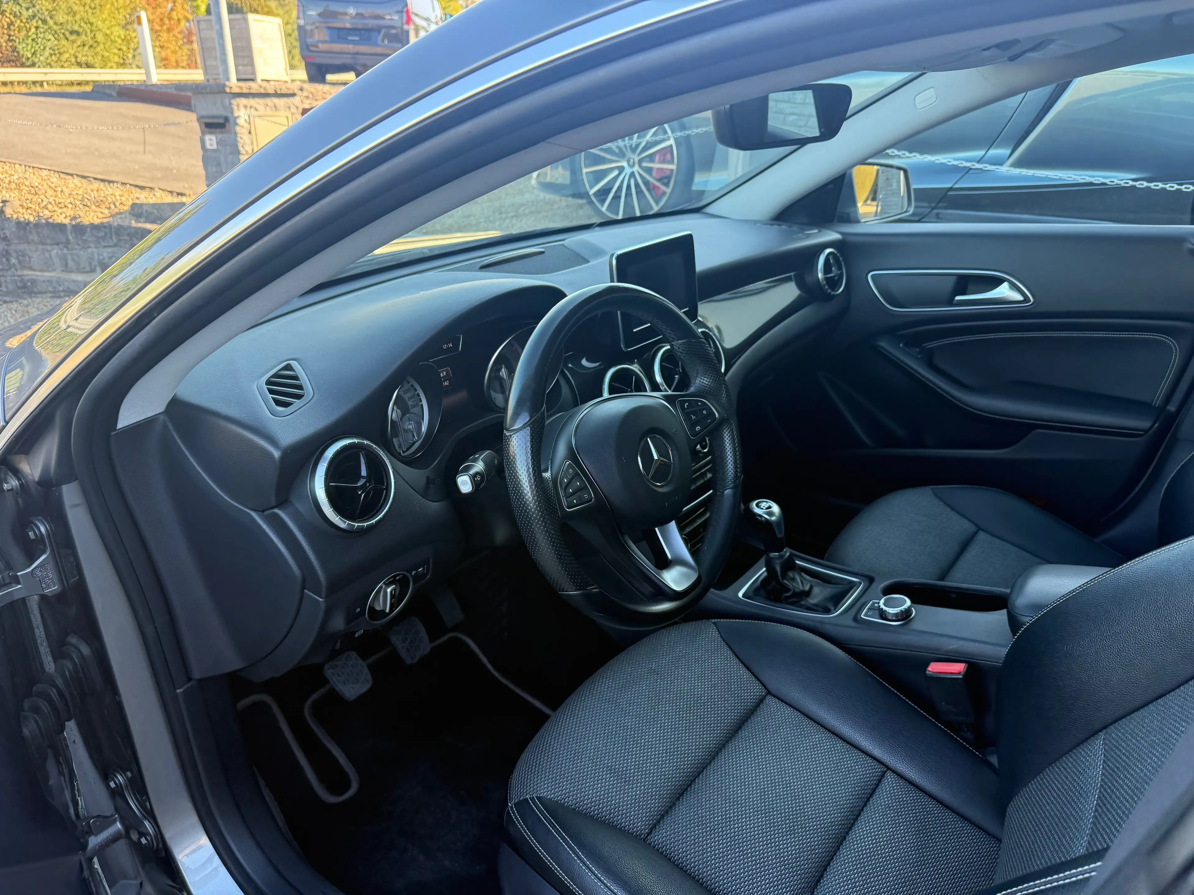 Mercedes-Benz CLA 180 NAVIGATIE,ALU,AIRCO,INKLAPBARE SPIGELS,HISTORIEK — photo 12