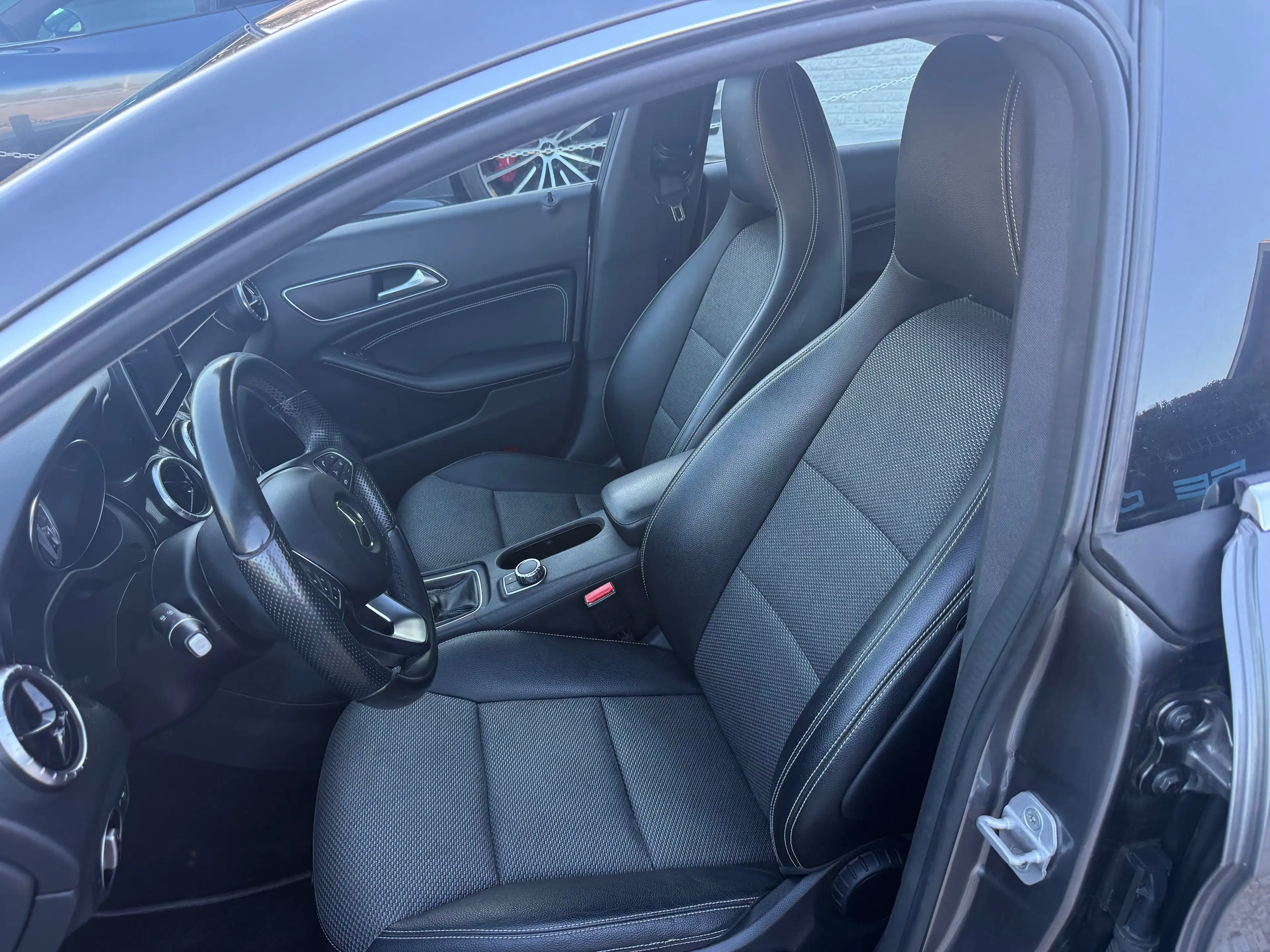 Mercedes-Benz CLA 180 NAVIGATIE,ALU,AIRCO,INKLAPBARE SPIGELS,HISTORIEK — photo 11