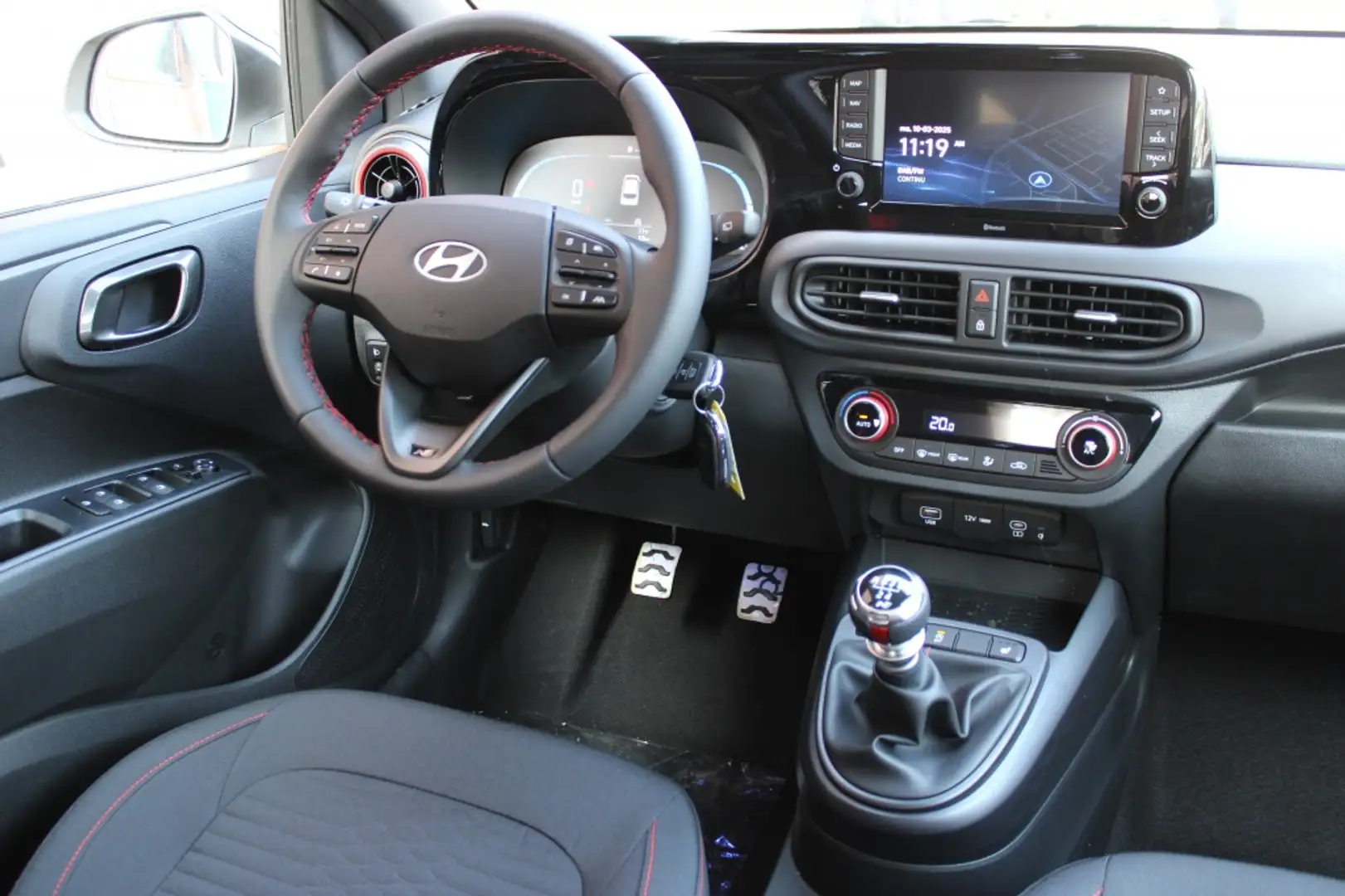 Hyundai i10 1.0 T-GDI N Line | Nieuw! Uit voorraad leverbaar! Wit - 2
