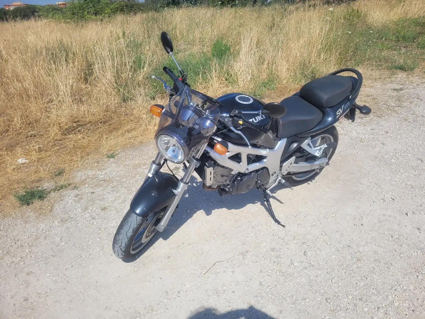 Suzuki SV 650 Nero - 1