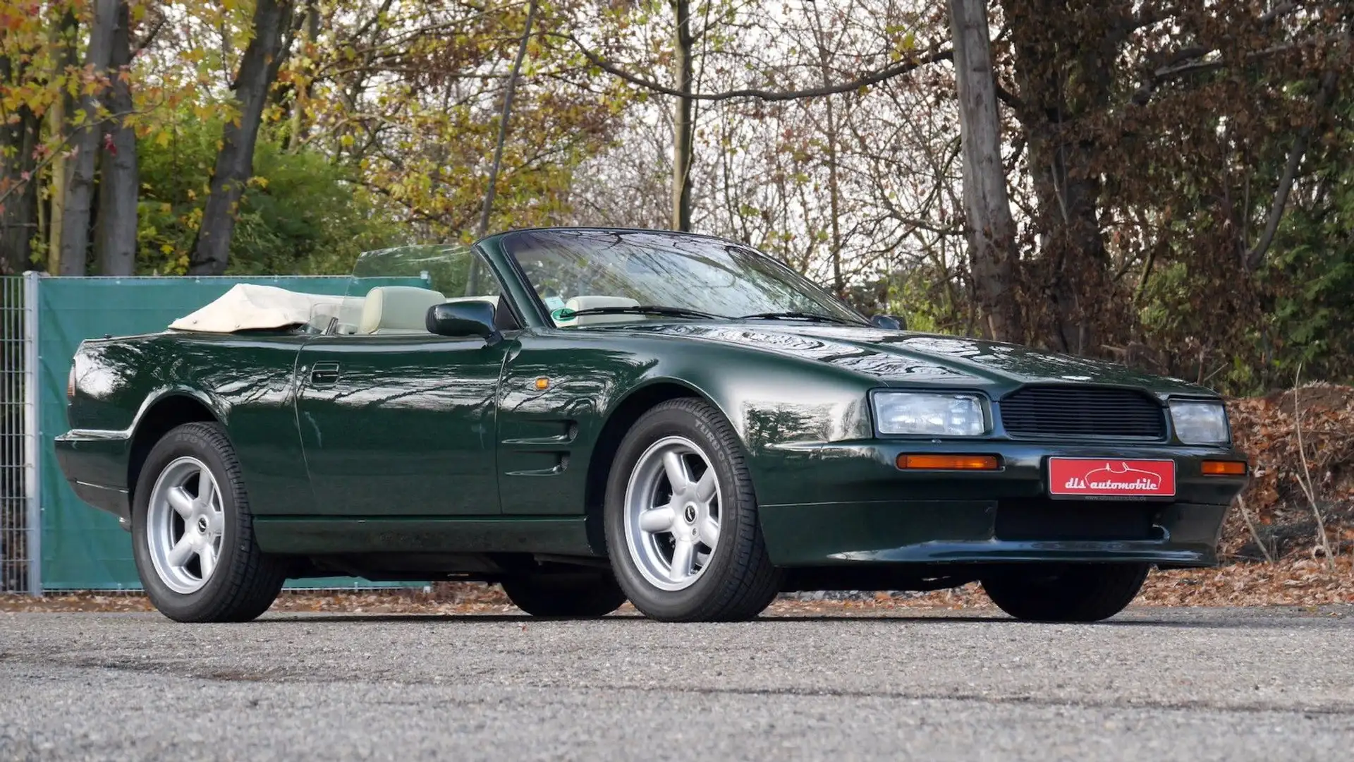 Aston Martin Virage Volante // British Racing Green //perfekt Grün - 1