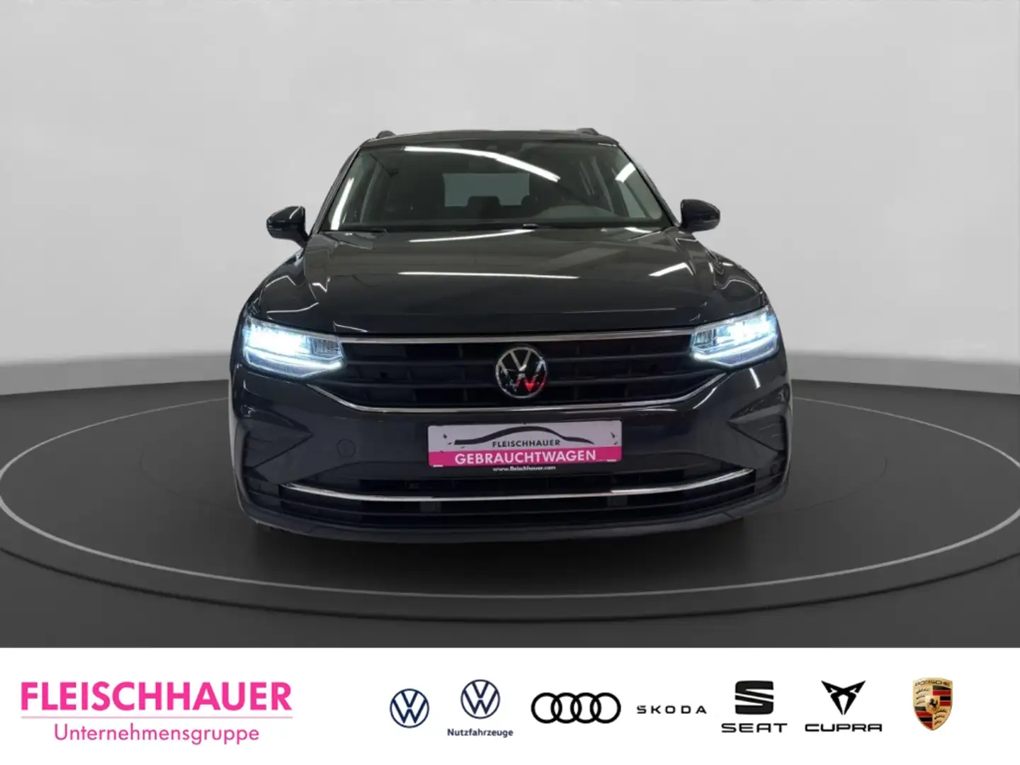 Volkswagen Tiguan Life 1.5 TSI Navi+LED+Kamera+ACC+Parklenk+Massage Grau - 2