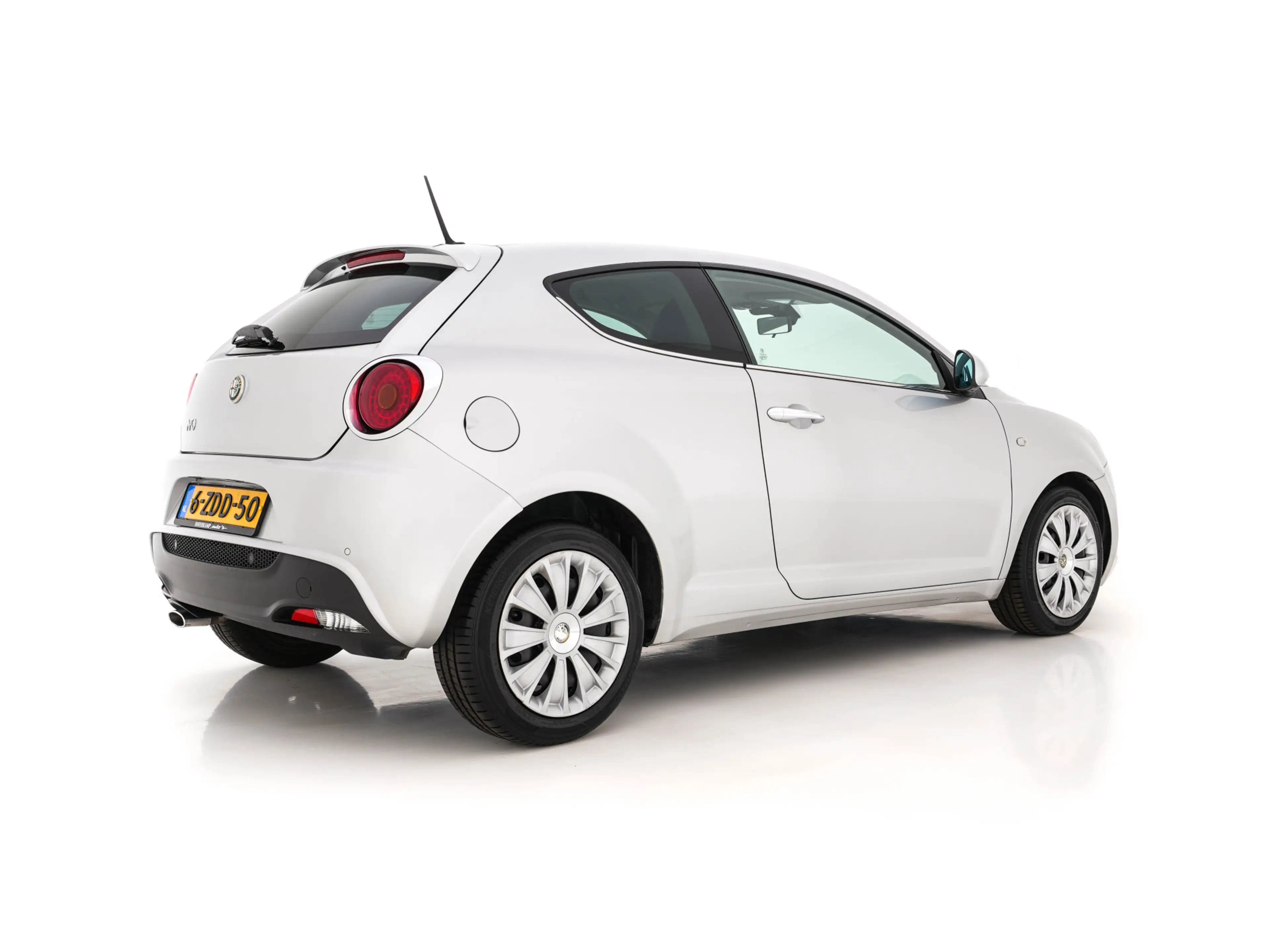 Alfa Romeo MiTo 1.3 JTDm ECO Esclusivo *FULL-LEATHER | NAVI-FULLMA — photo 6