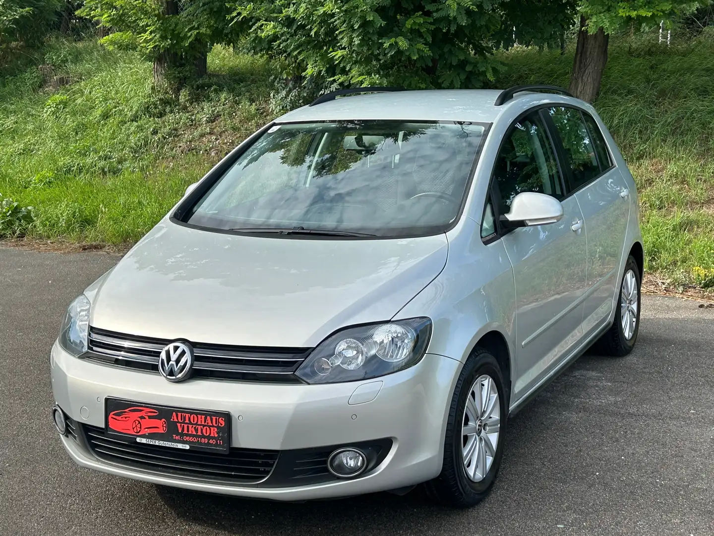 Volkswagen Golf Plus Rabbit  BMT 1,6 TDI *12 monate garantie* Grau - 2