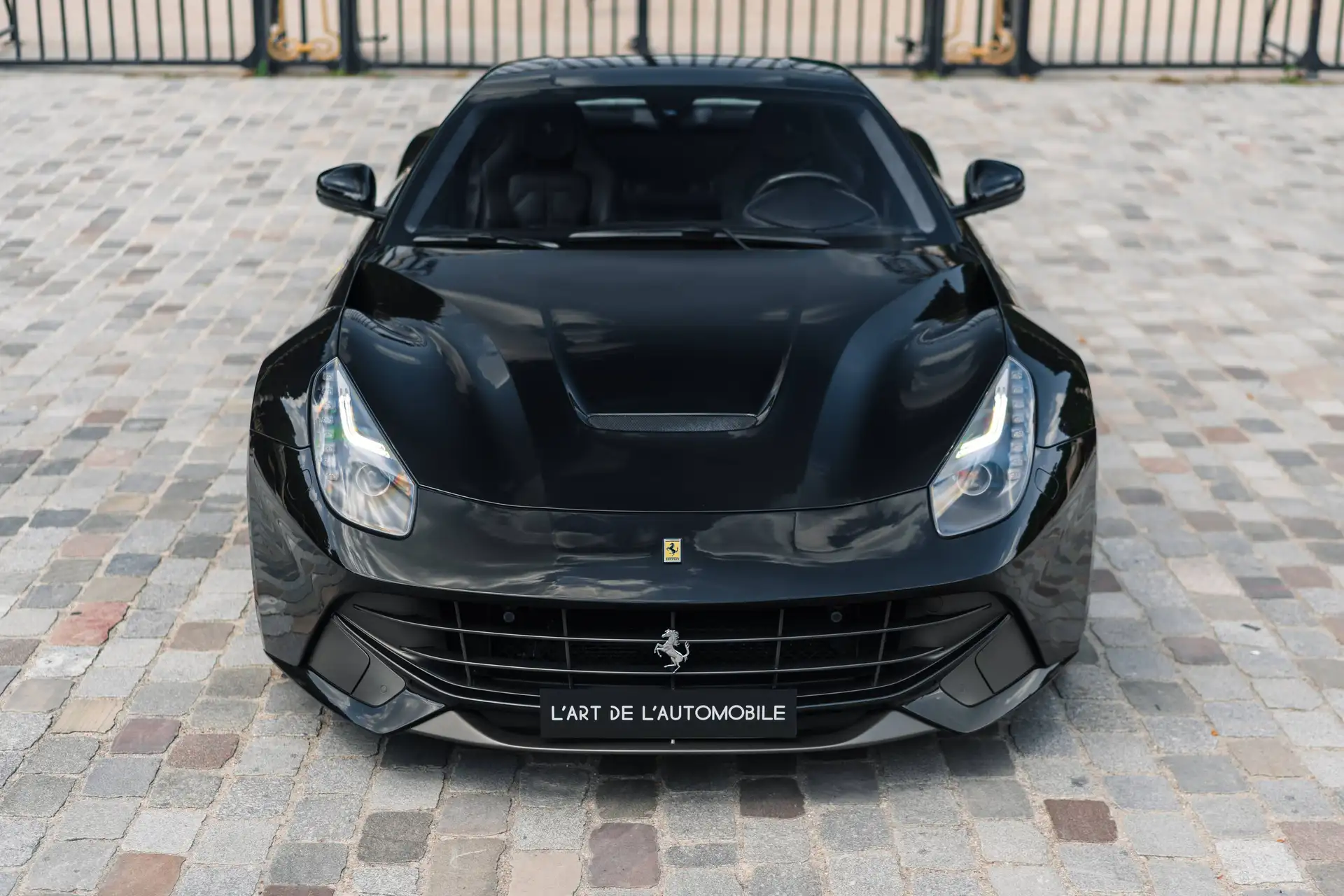페라리 F12 베를리네타 2013 검정 사진 4