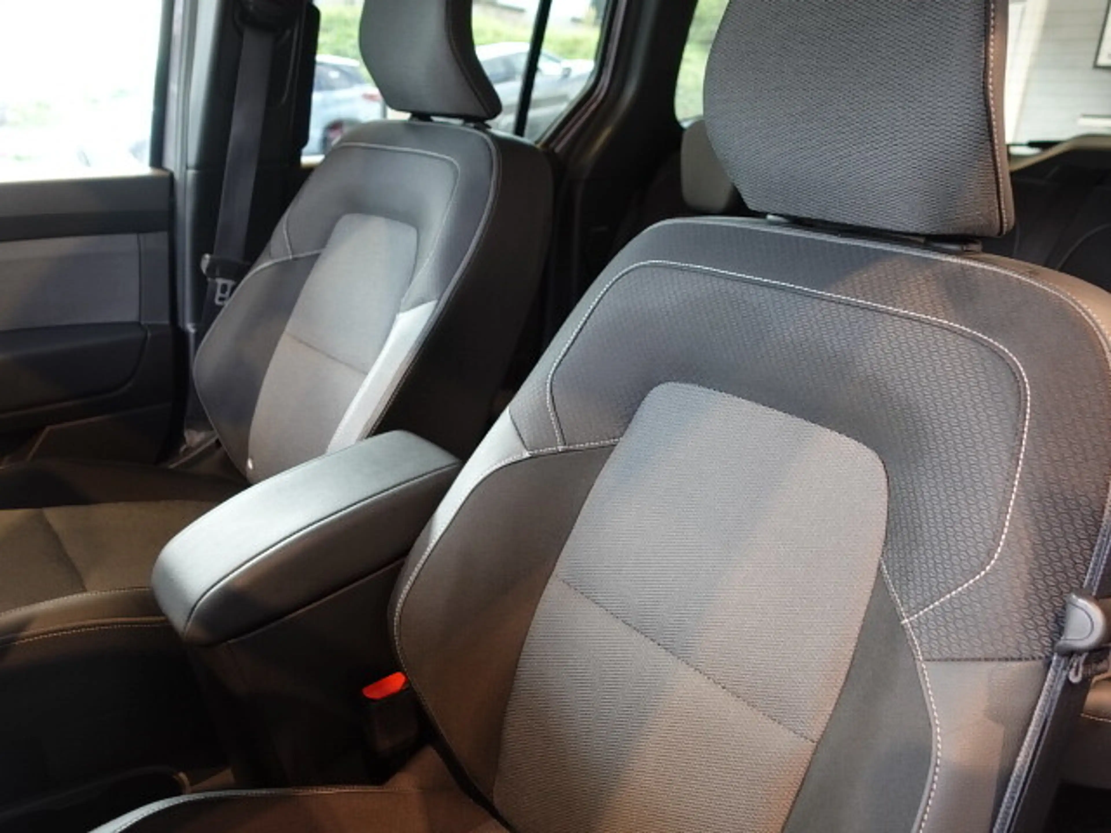Renault Kangoo Techno dCi 115 EDC — photo 10