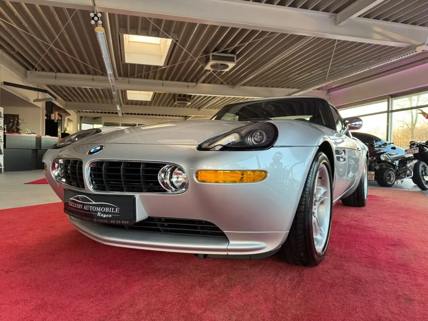 BMW Z8 4.9*1.Hand*Neuzustand*Hardtop*Buch*Modellauto Plateado - 1