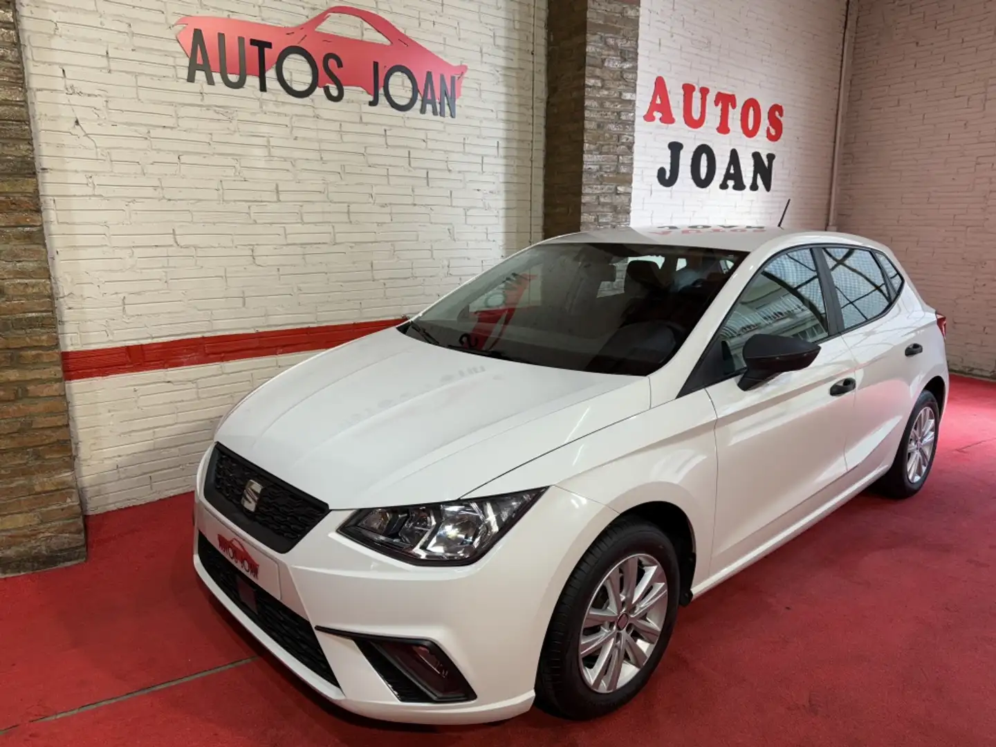 SEAT Ibiza 1.0 TSI S&S Reference Plus 95 Wit - 1