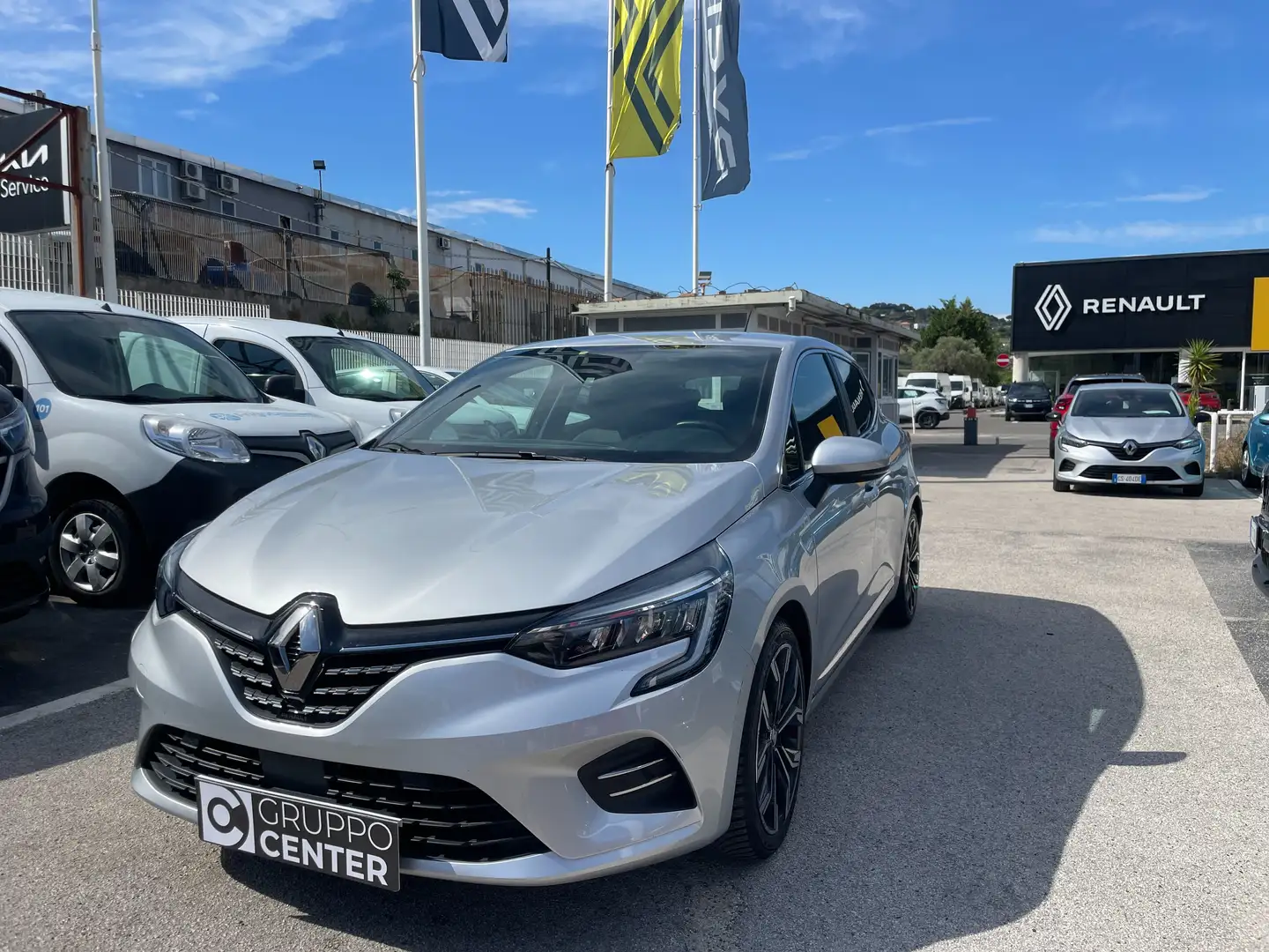 Renault Clio Clio 1.6 E-Tech Hybrid Intens 140cv Auto MY21 Argento - 1