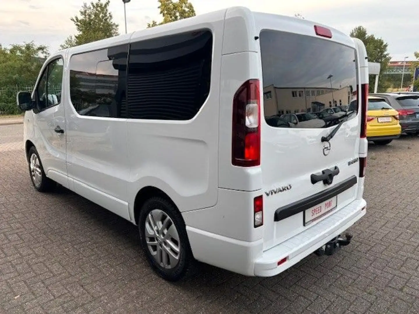 Opel Vivaro B Kombi Combi L1H1  2,7t Klima/AHZV Wit - 2