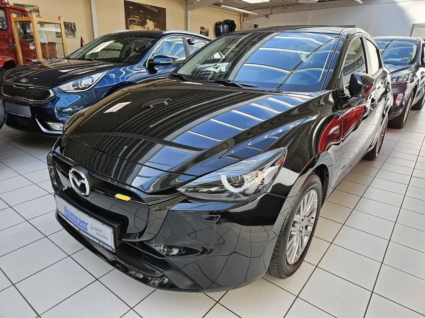 Mazda 2 Automatik Alu PDC LED Sitzheizung Lenkradheizung R Schwarz - 1