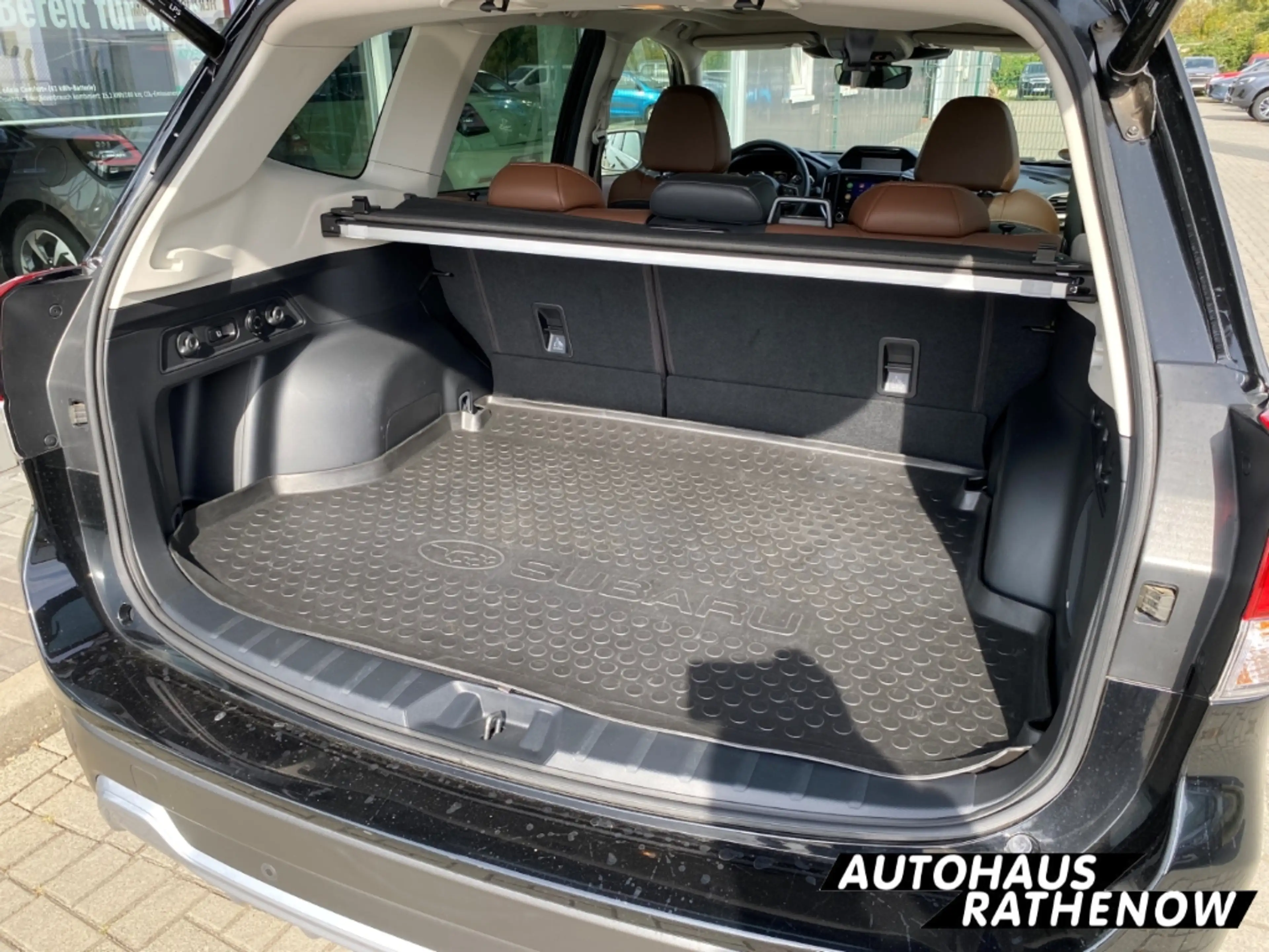 Subaru Forester Platinum 2.0ie Mild-Hybrid EU6d Navi Leder Memory — photo 6