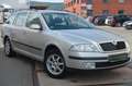 Skoda Octavia Combi Ambiente*AHK*TÜV+SER. NEU//LPG//AC Silber - thumbnail 1