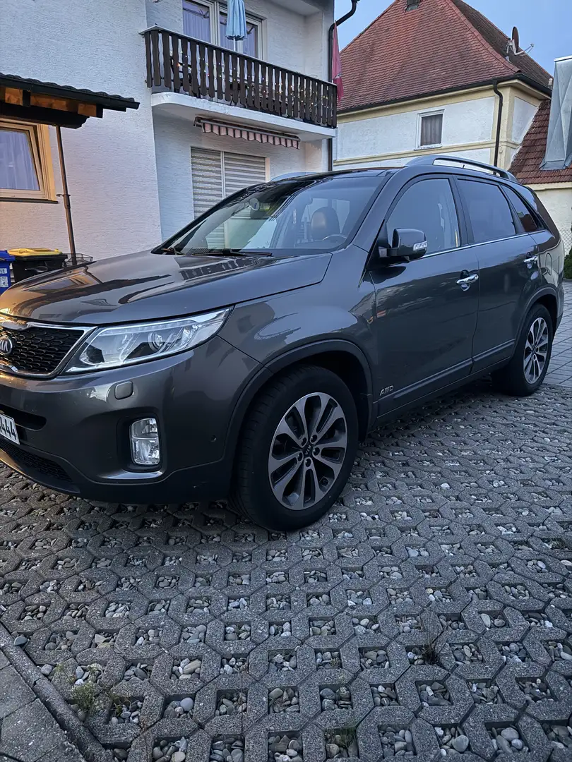 Kia Sorento Sorento 2,2 Platinium Grau - 1