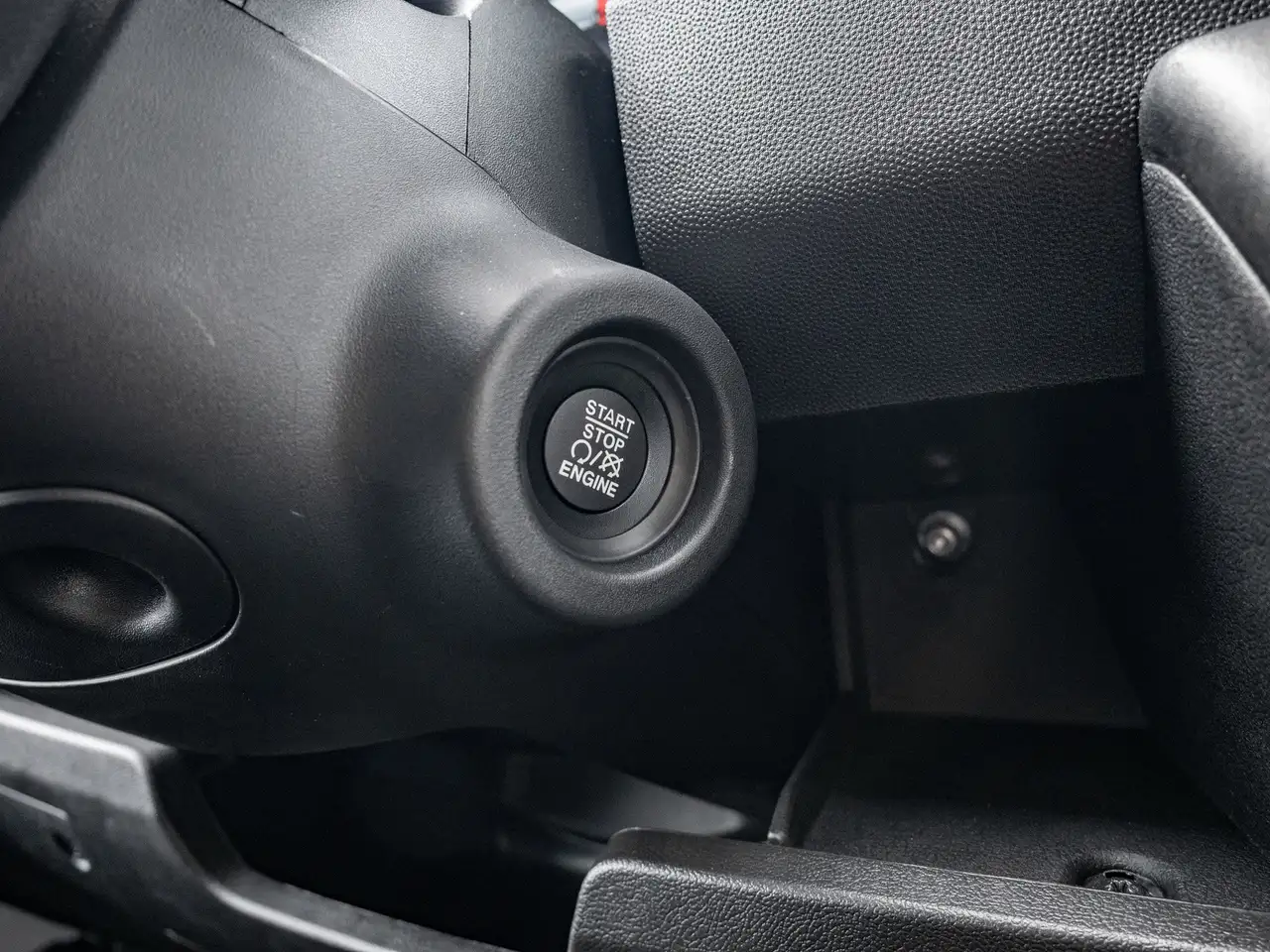 RAM ProMaster 3500 снимка RAM ProMaster 3500