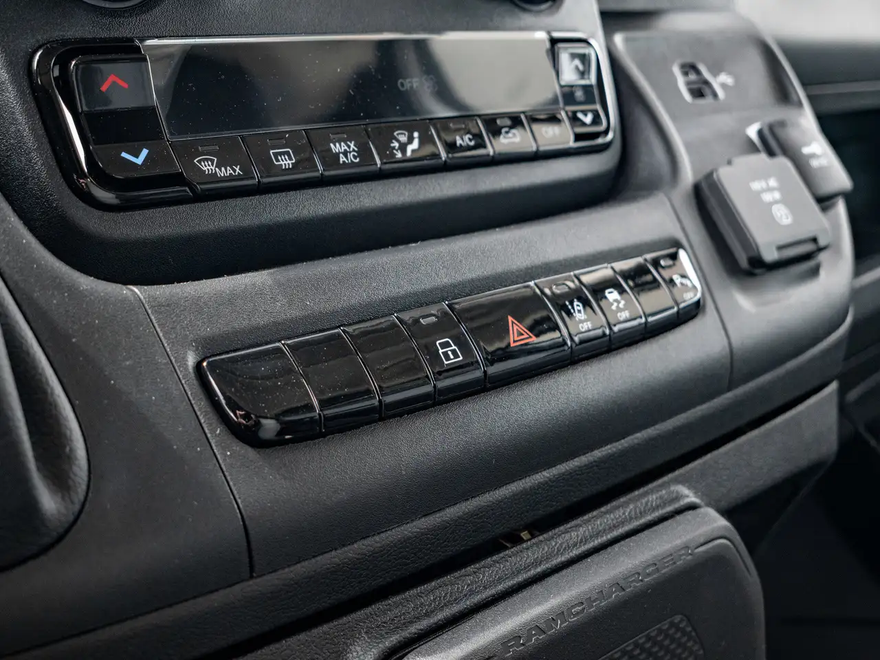 RAM ProMaster 3500 снимка RAM ProMaster 3500