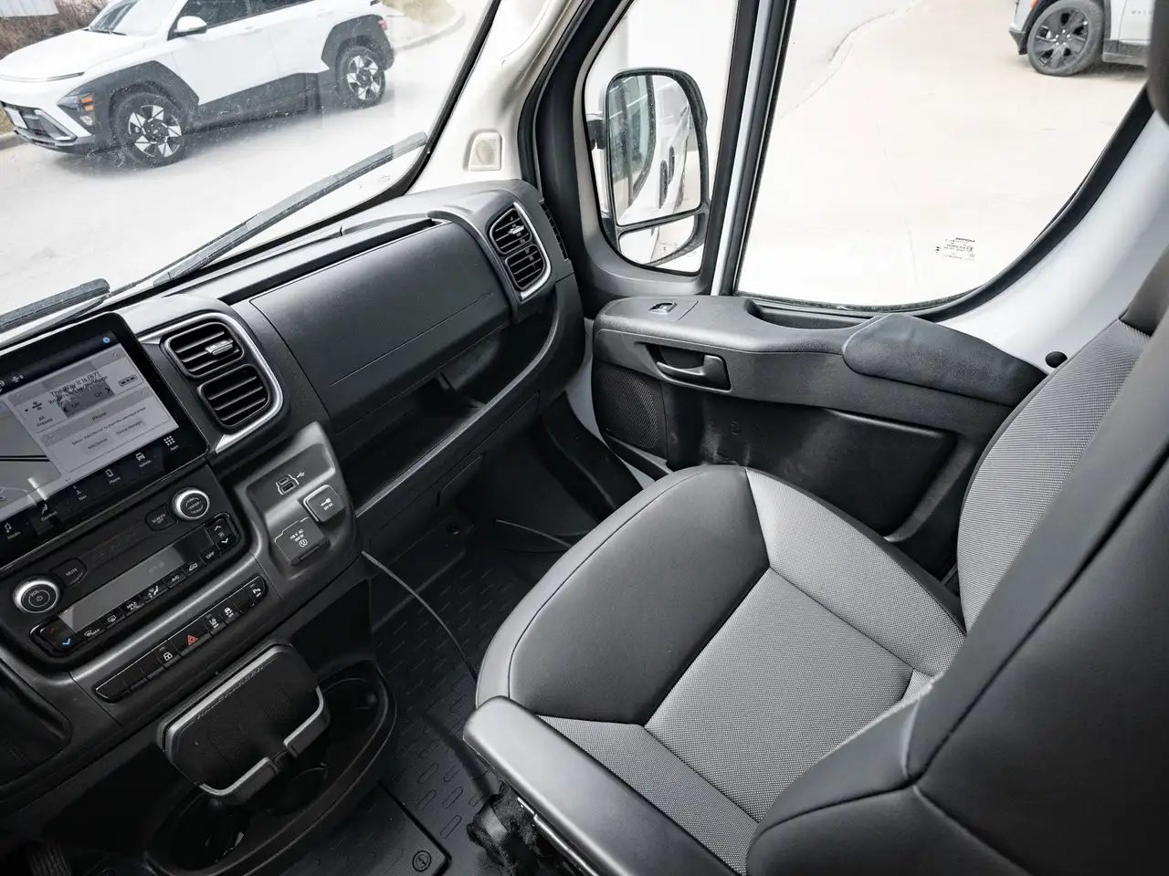 RAM ProMaster 3500 снимка RAM ProMaster 3500