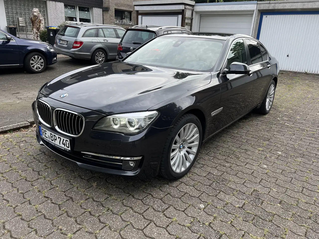 BMW 740