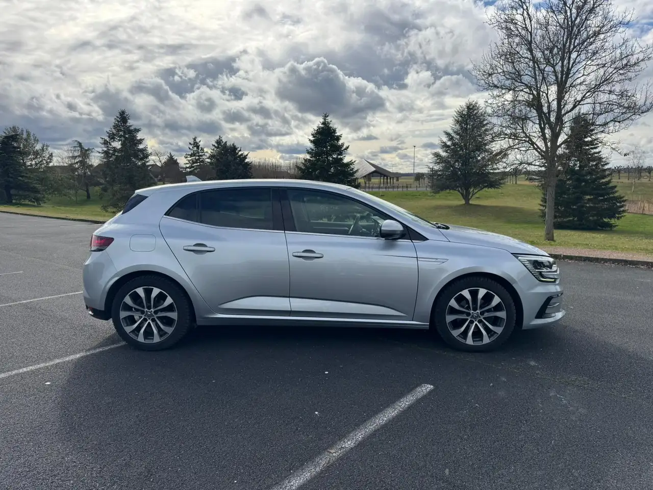 Renault Megane MÃ©gane IV Berline Blue dCi 115 EDC Inte