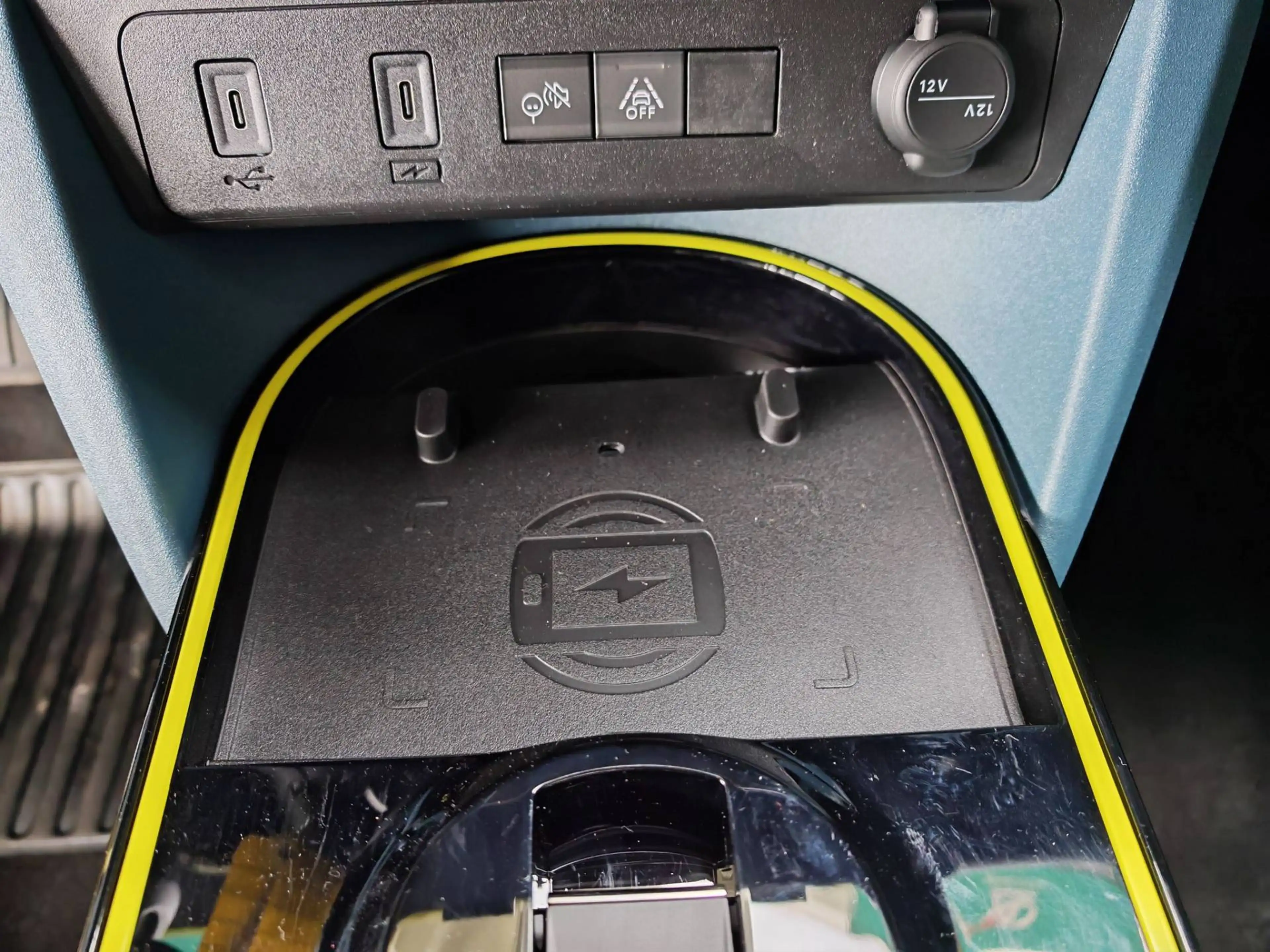 Fiat Grande Panda Hybrid La Prima 1.2 DCT — photo 12