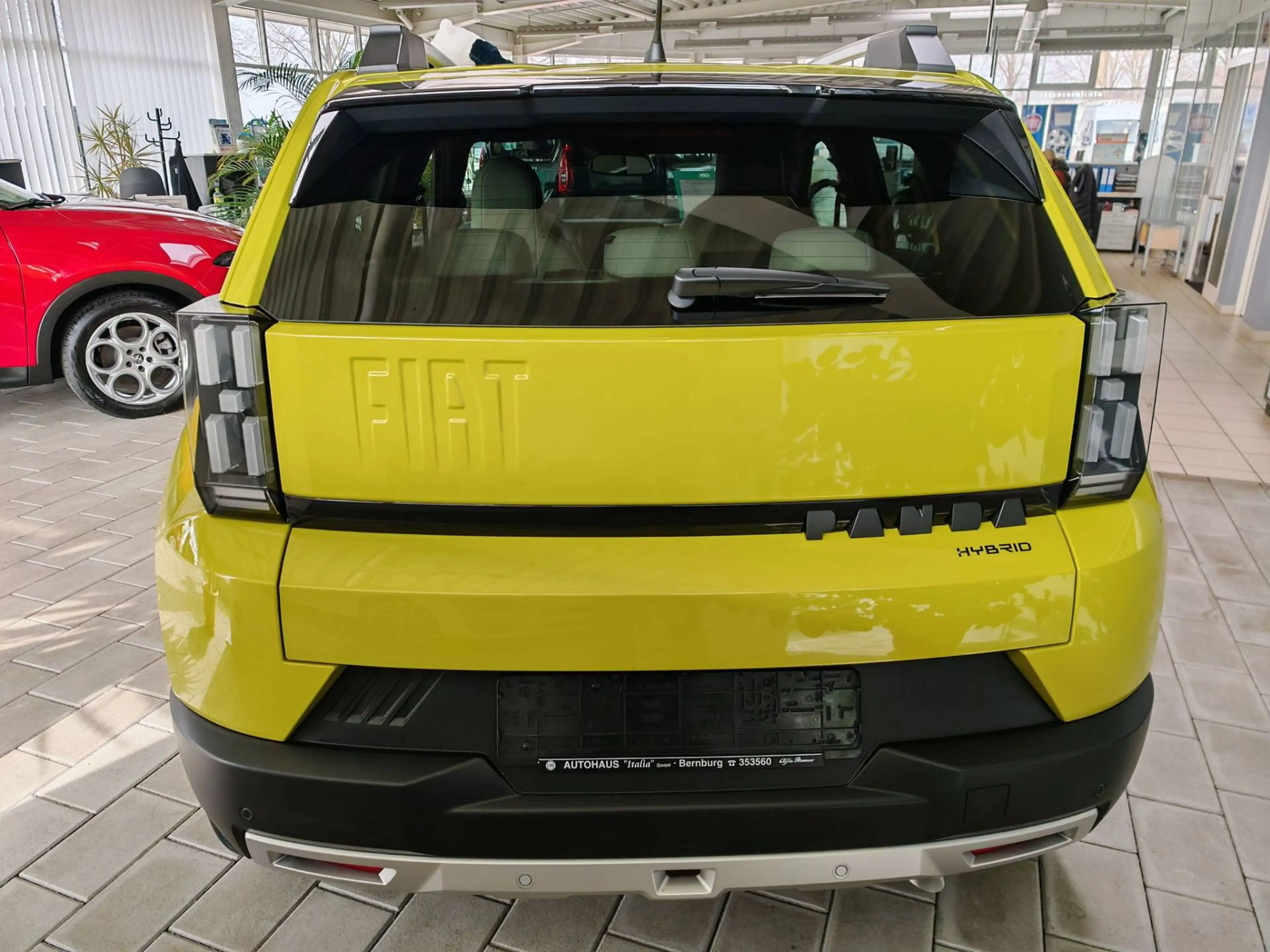 Fiat Grande Panda Hybrid La Prima 1.2 DCT — photo 3