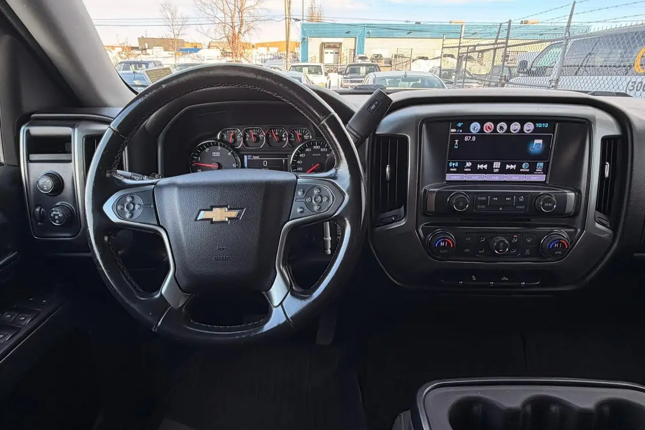 Chevrolet Silverado 1500 снимка Chevrolet Silverado 1500