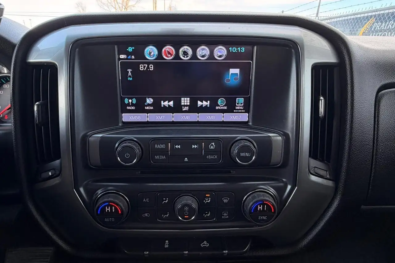 Chevrolet Silverado 1500 снимка Chevrolet Silverado 1500