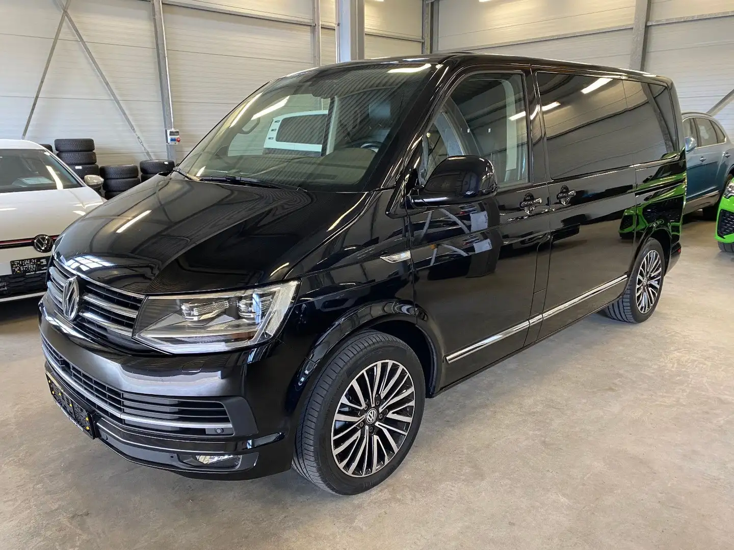 Volkswagen T6 Multivan Highline 4M DSG ACC AHK DAB LED Sthz Nero - 1