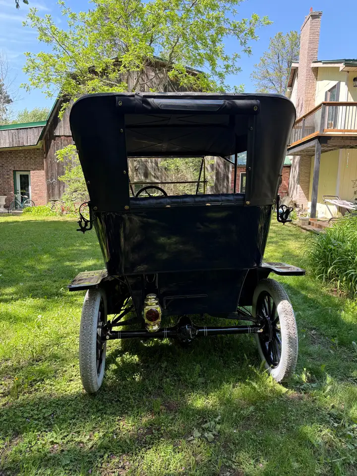 Ford T-Bucket снимка Ford T-Bucket