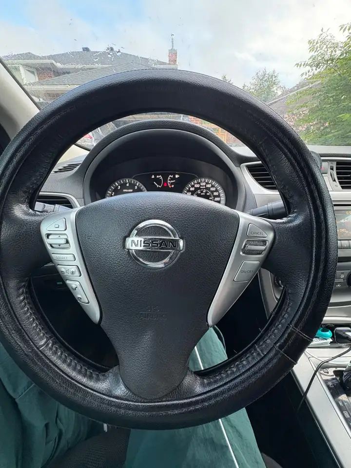 Nissan Sentra снимка Nissan Sentra