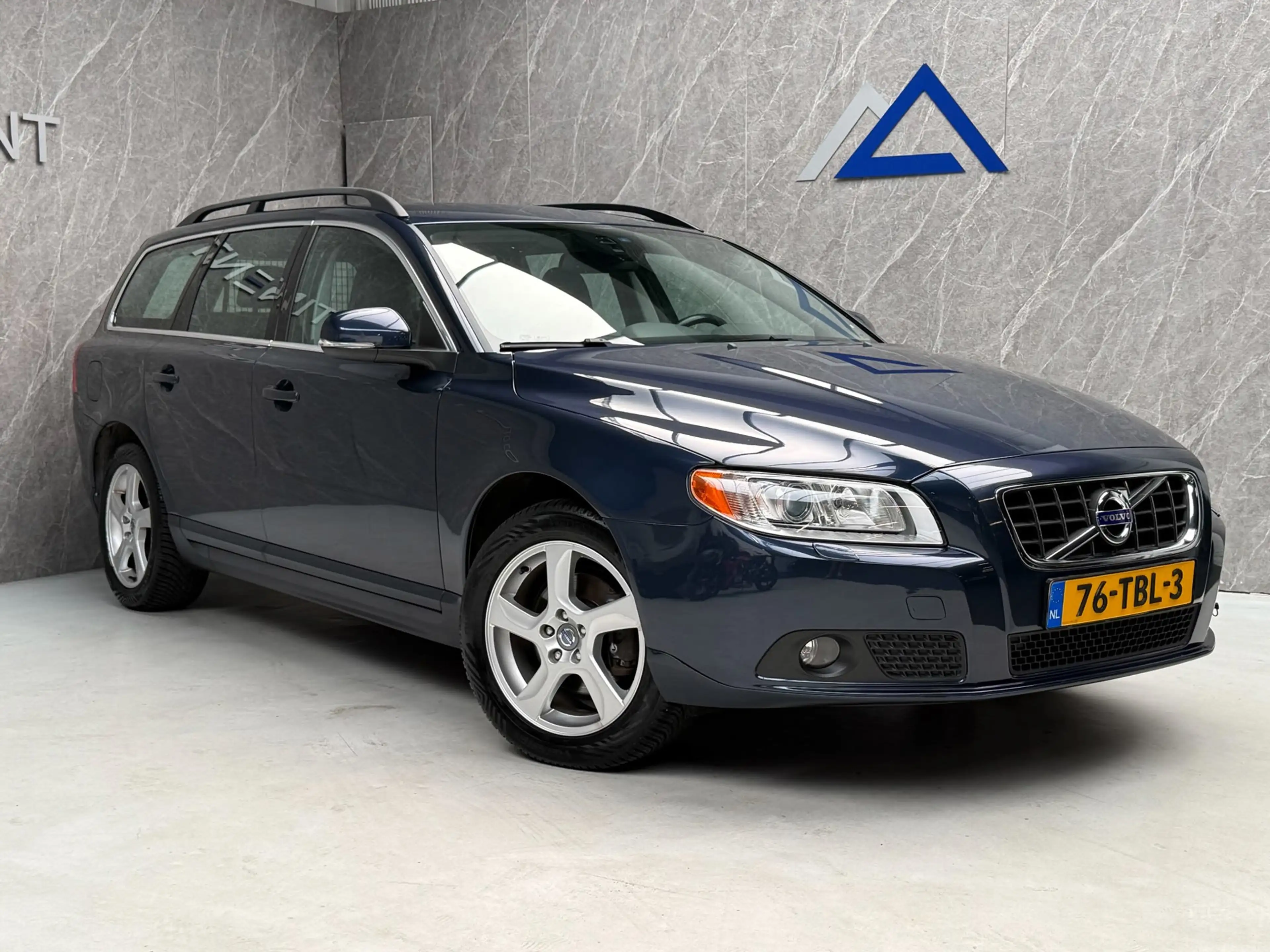 Volvo V70 1.6 T4 Limited Edition / NAP / Onderhouden / APK — photo 3
