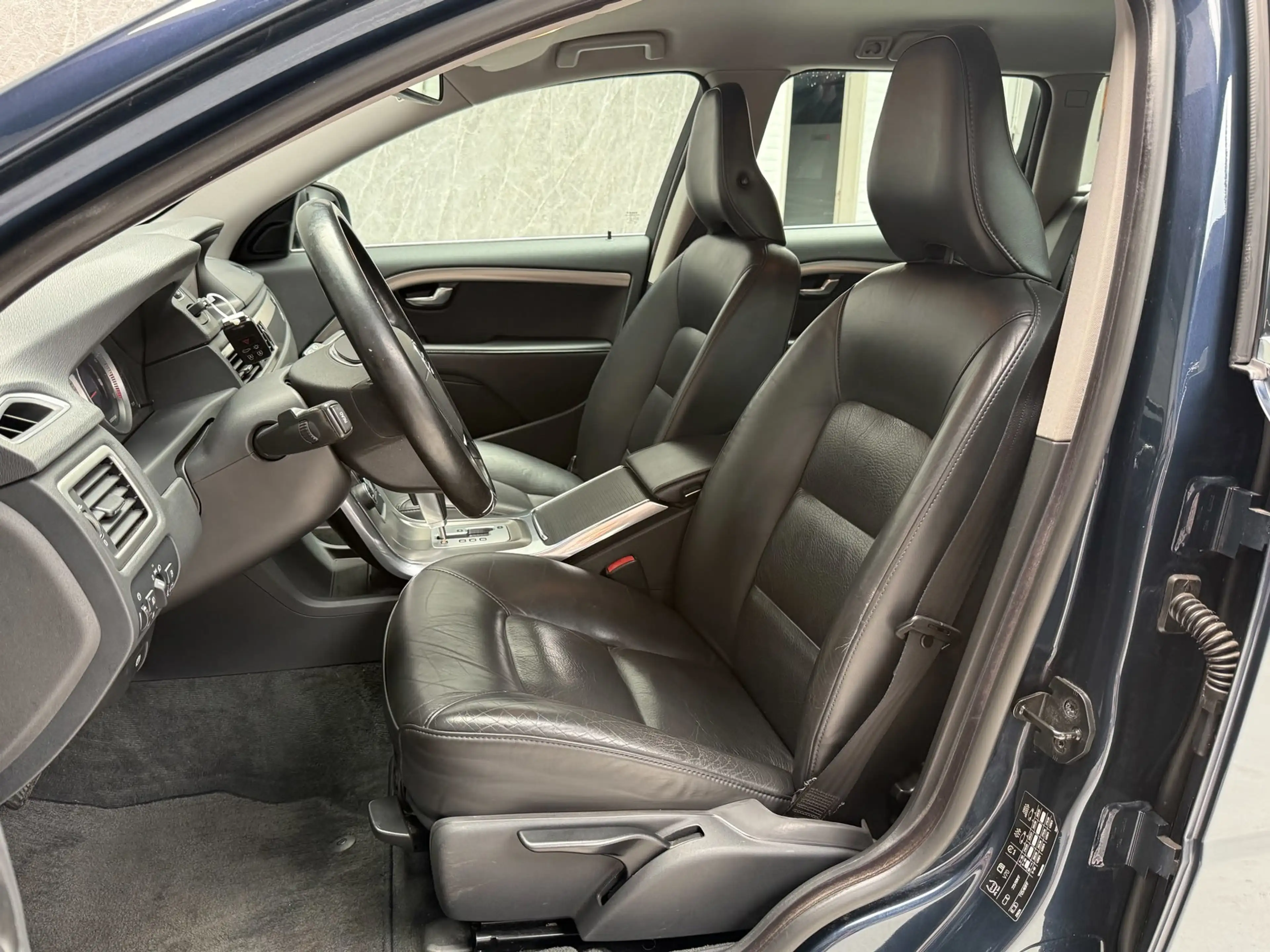 Volvo V70 1.6 T4 Limited Edition / NAP / Onderhouden / APK — photo 14