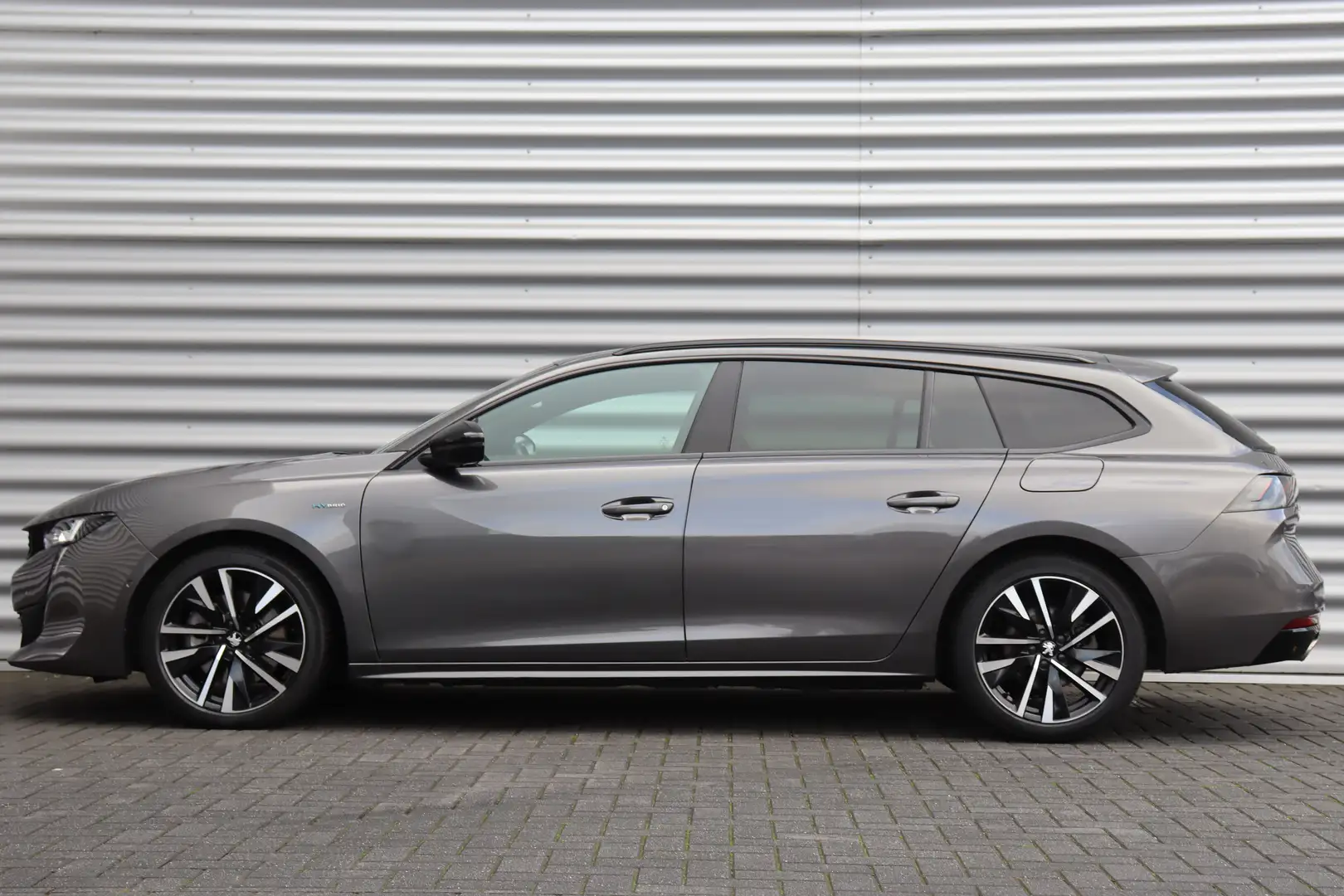 Peugeot 508 SW 1.6 HYBRID 225PK GT PACK AUTOMAAT / NAVI / LEDE Gris - 2
