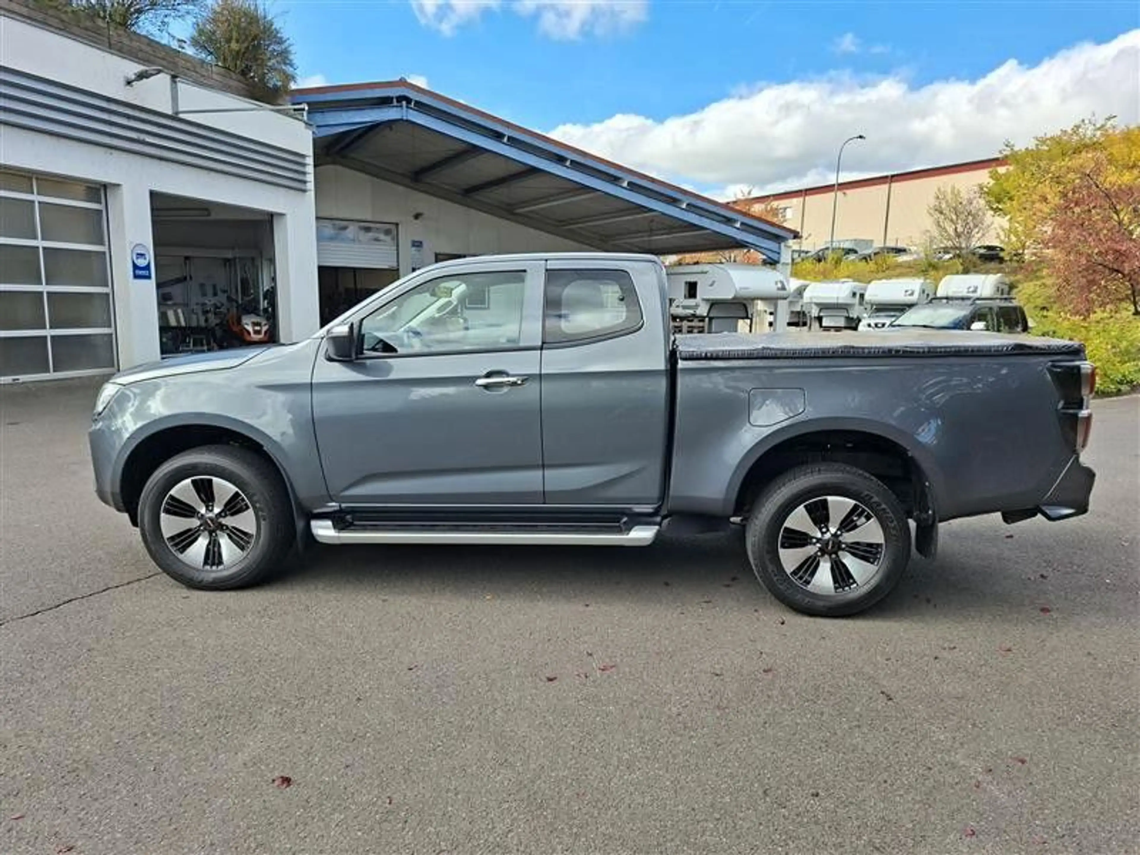 Isuzu D-Max Space Ca LSE Wohnkabinenfertig — photo 4