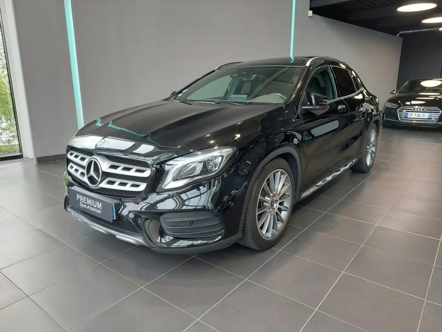 Mercedes-Benz GLA 250 250 7-G DCT 4-Matic Fascination Noir - 1