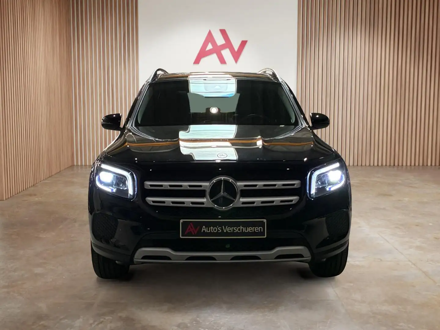 Mercedes-Benz GLB 180 Business Solution ** Pano | Widescreen | Camera Zwart - 2