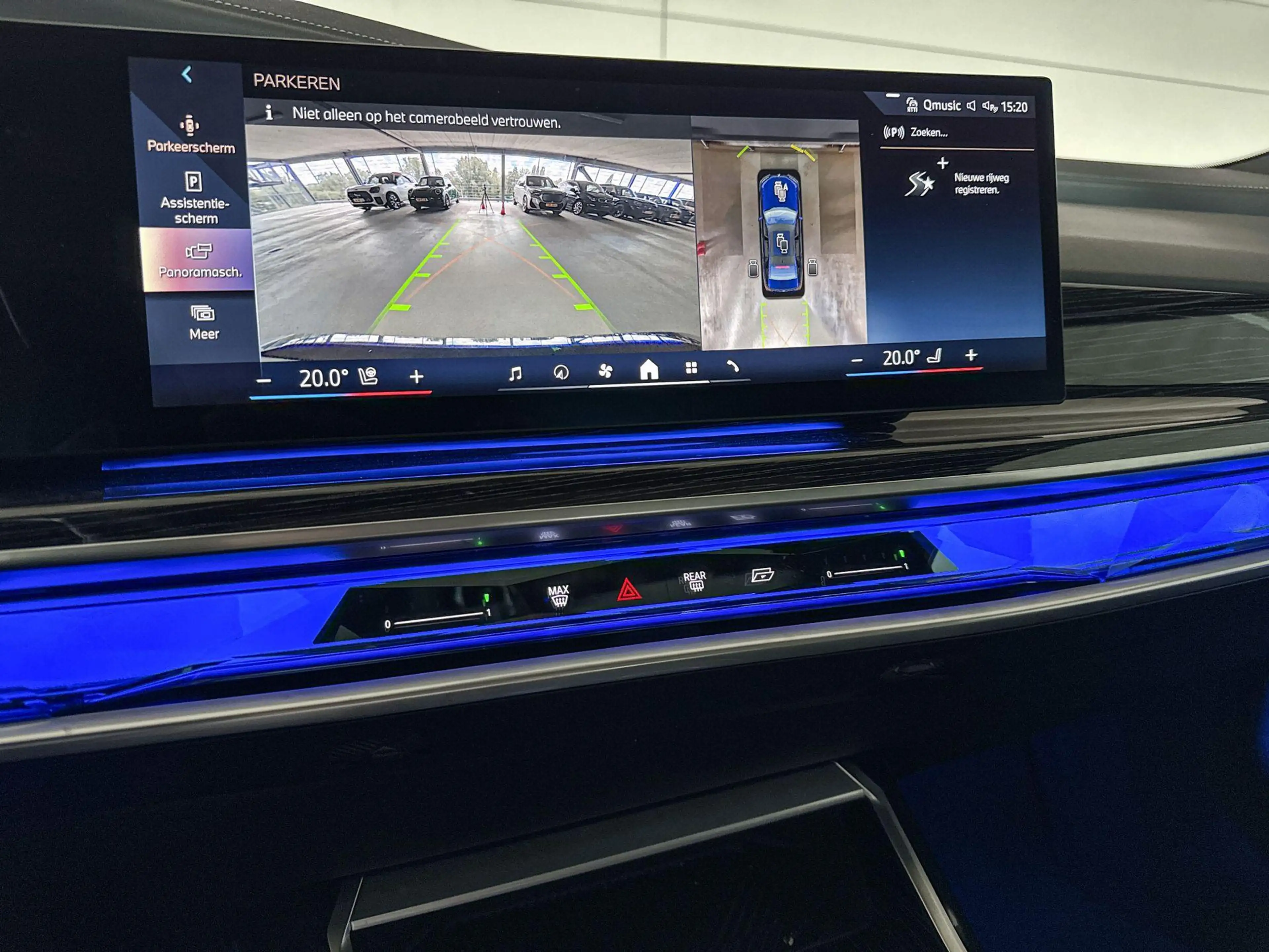 BMW i7 xDrive60 106 kWh M-Sport — photo 14