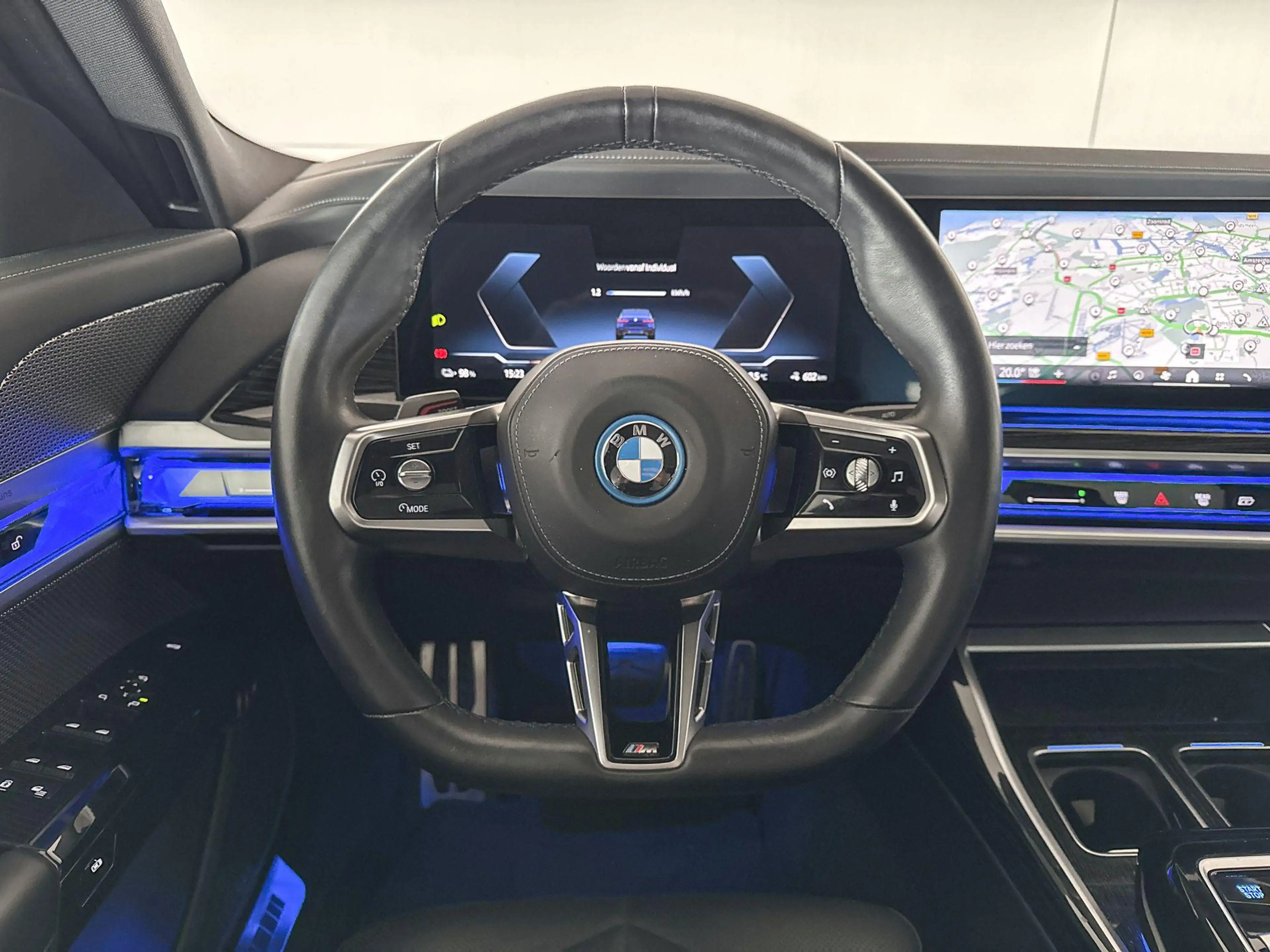BMW i7 xDrive60 106 kWh M-Sport — photo 12